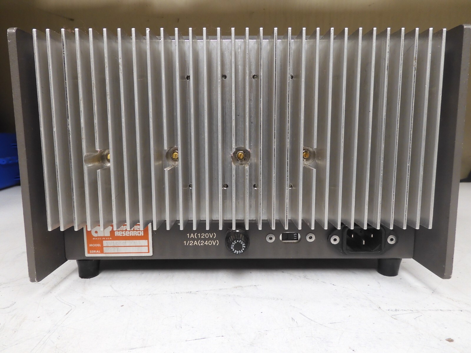 Amplifier Research - model 1w1000 - 1 watt (100 KHZ -1000MHZ) - QA37 - Image 4