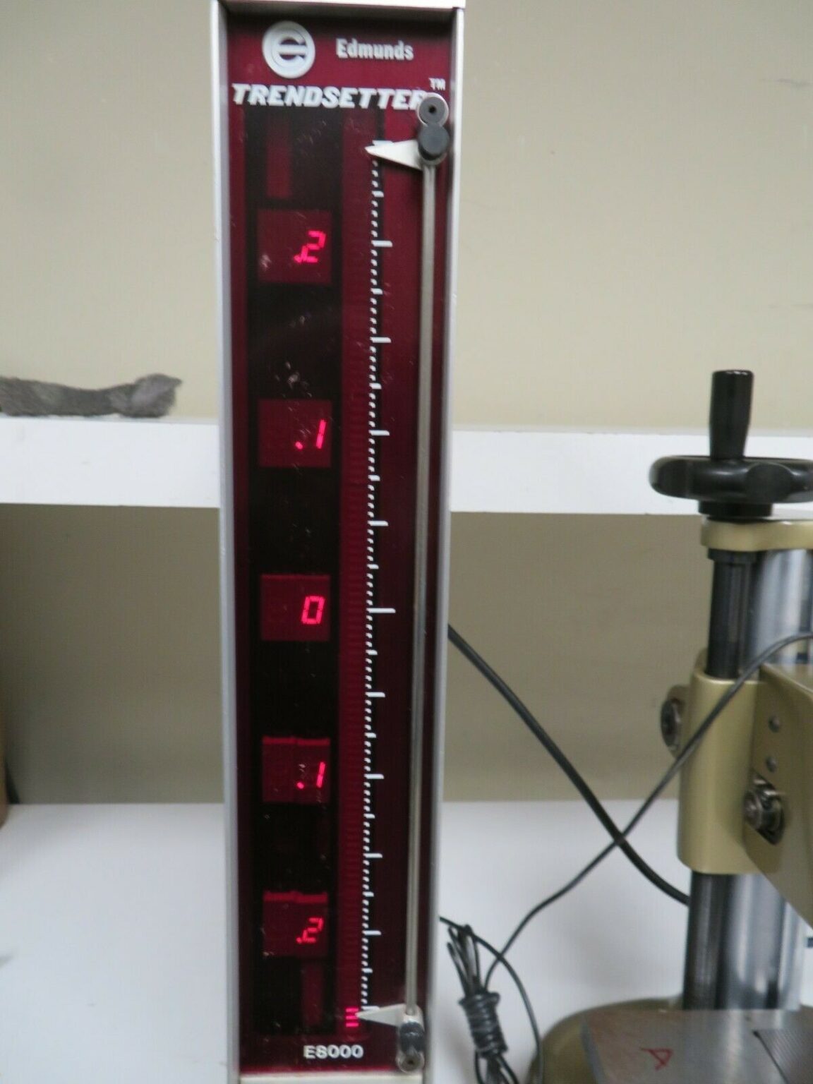 Edmunds Gage Single Head Comparator w/ Edmunds Trendsetter OG21 Bullseye Calibration