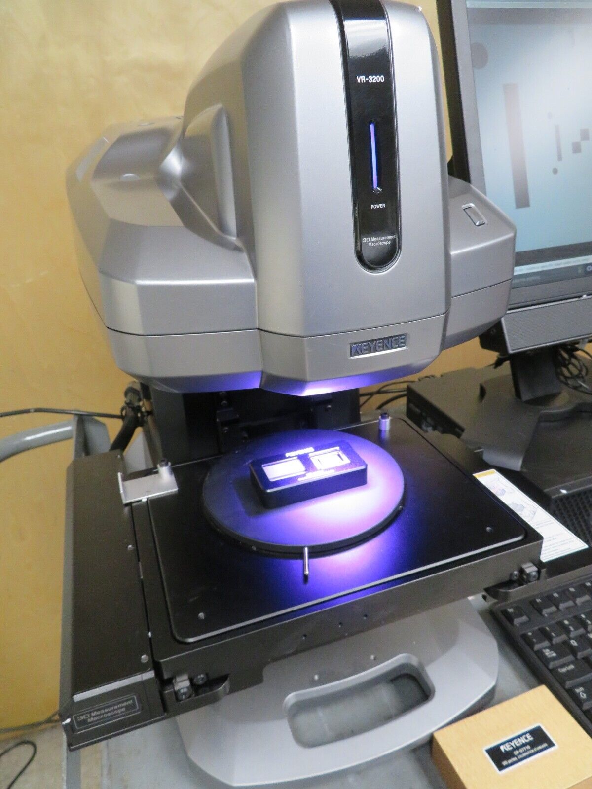 Keyence VR3200 High End WideArea 3D Measurement System Bullseye