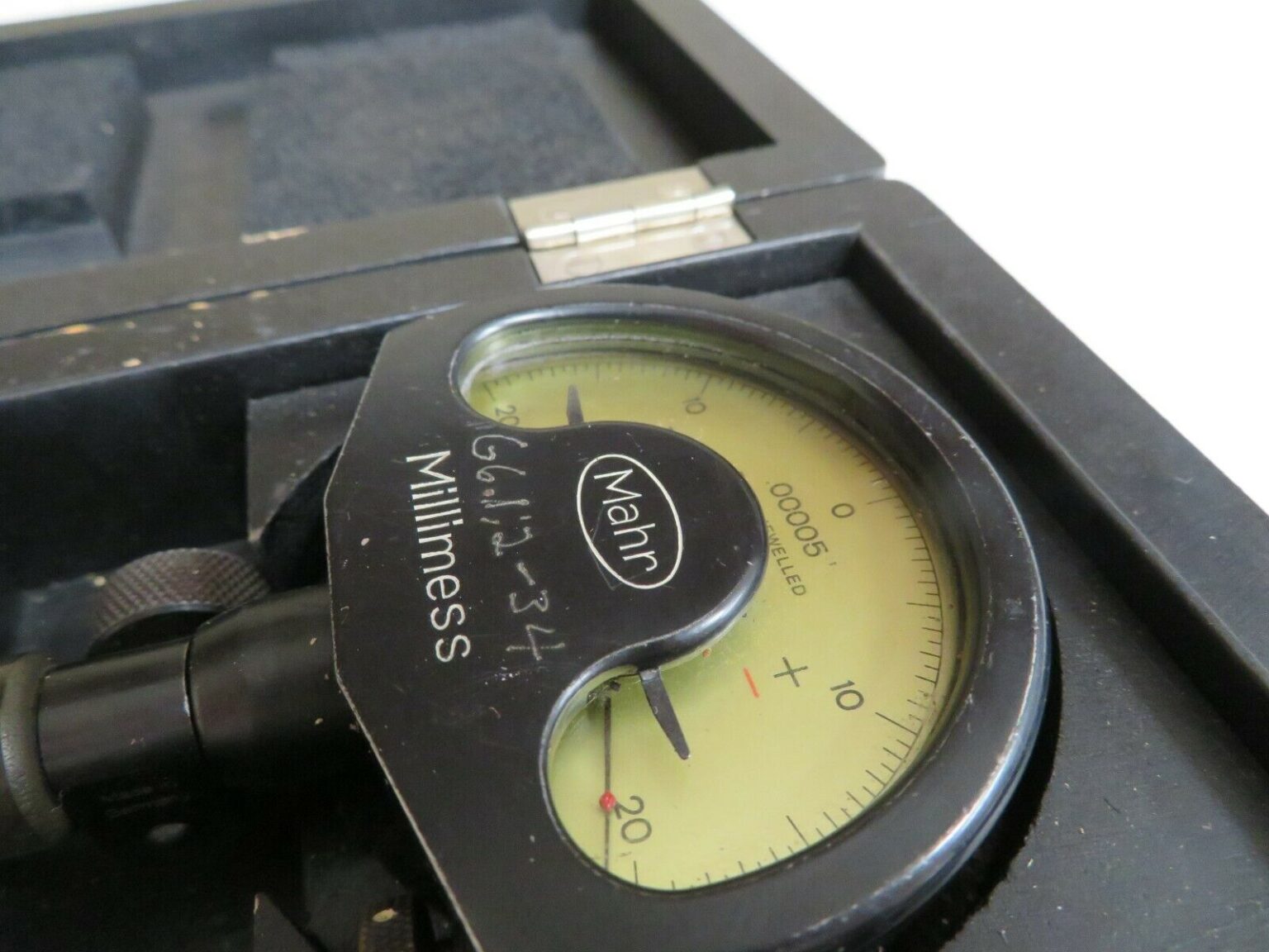 Mahr Diatest Split Anvil Bore Gage Set .047 .051 "/.00005" NY68