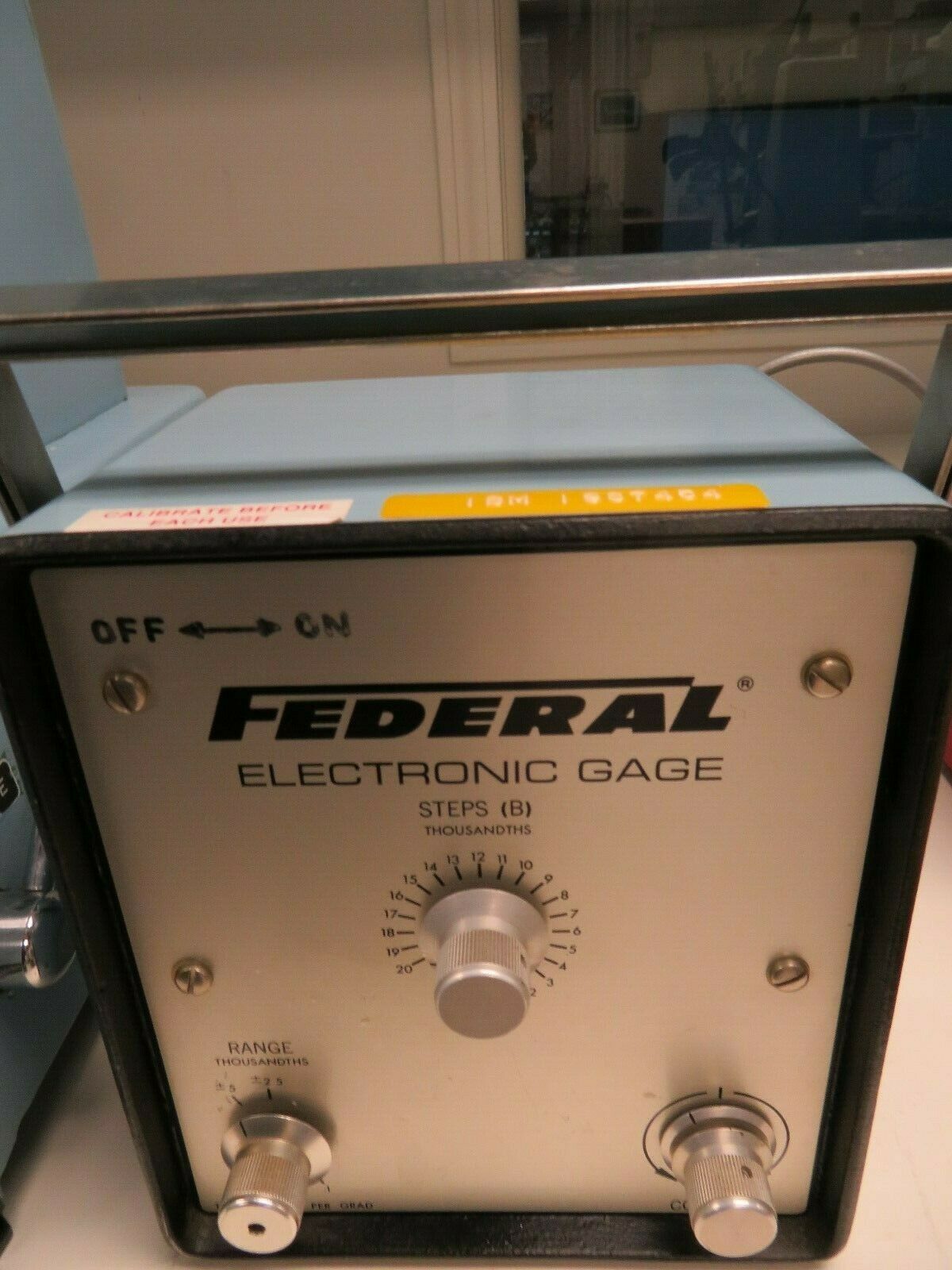 Mahr Federal Model 130B24/130B45 Gage Block Comparator Calibrator