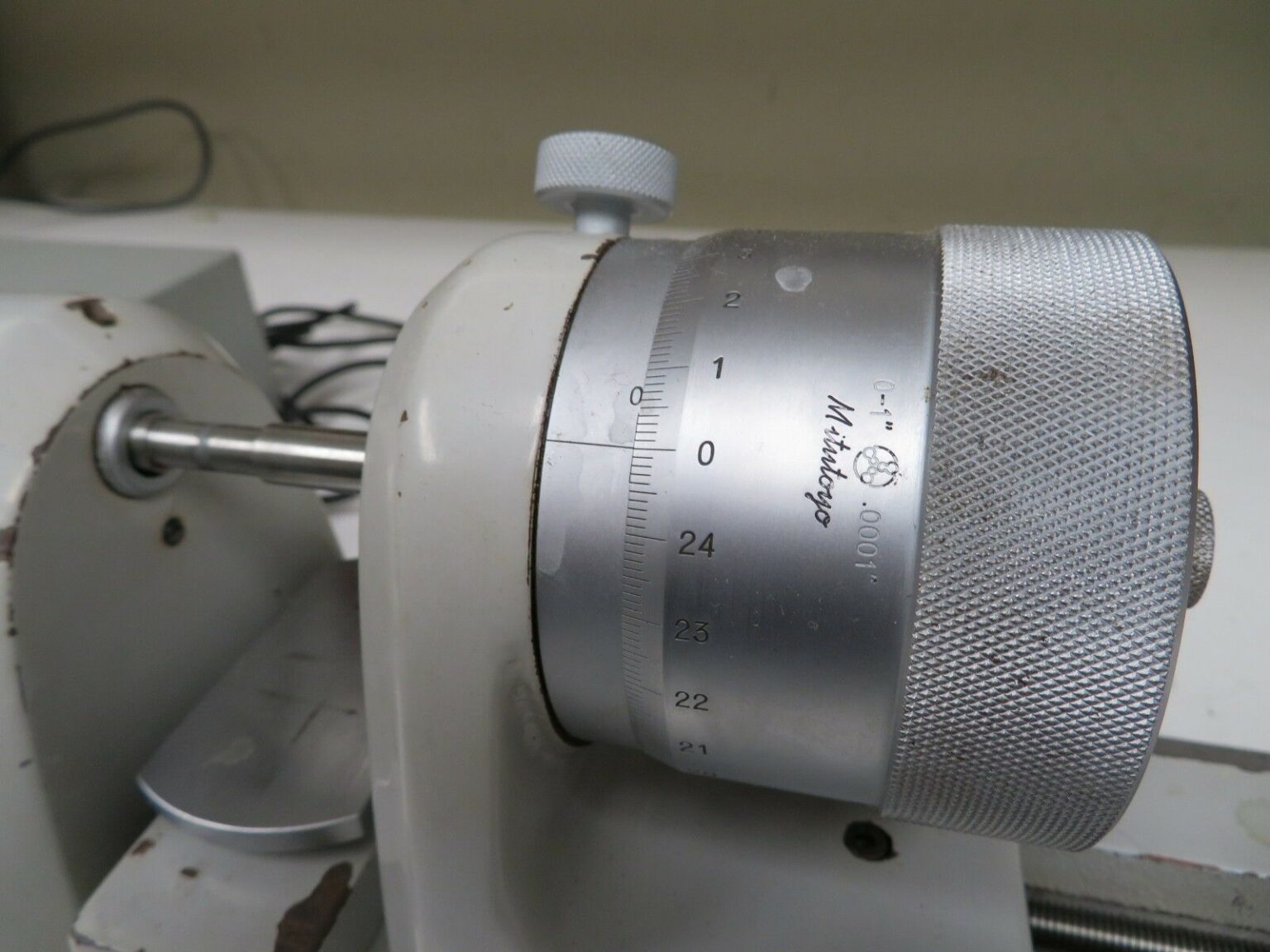 Mitutoyo Bench Comparator Gage w/ Digital Readout MDL 162102 NC48 Bullseye Calibration