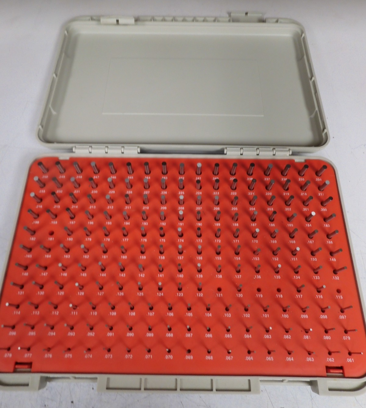 Vermont Gage Pin Gage Set - Incomplete - .061-.25" - (Missing 5 pins) - QJ30