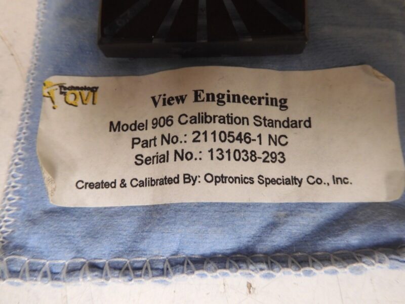 View Engineering - model 906 - Calibration/Alignment Standard in case - PZ72 - Image 4