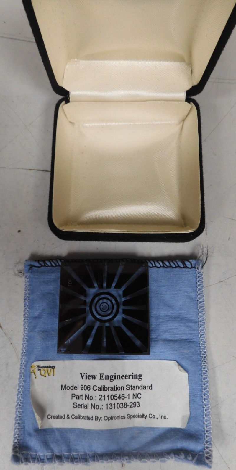 View Engineering - model 906 - Calibration/Alignment Standard in case - PZ72