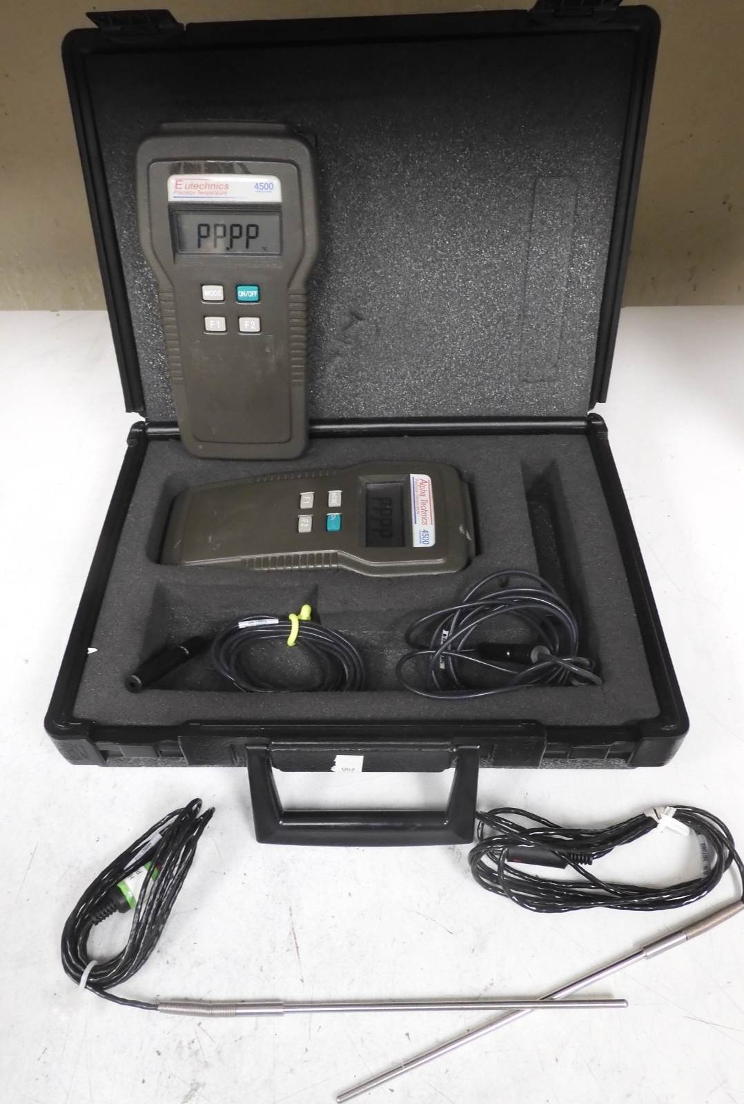 Alpha Technics/Eutechnics - model 4500 - Precision Temp. Thermometers - QG2
