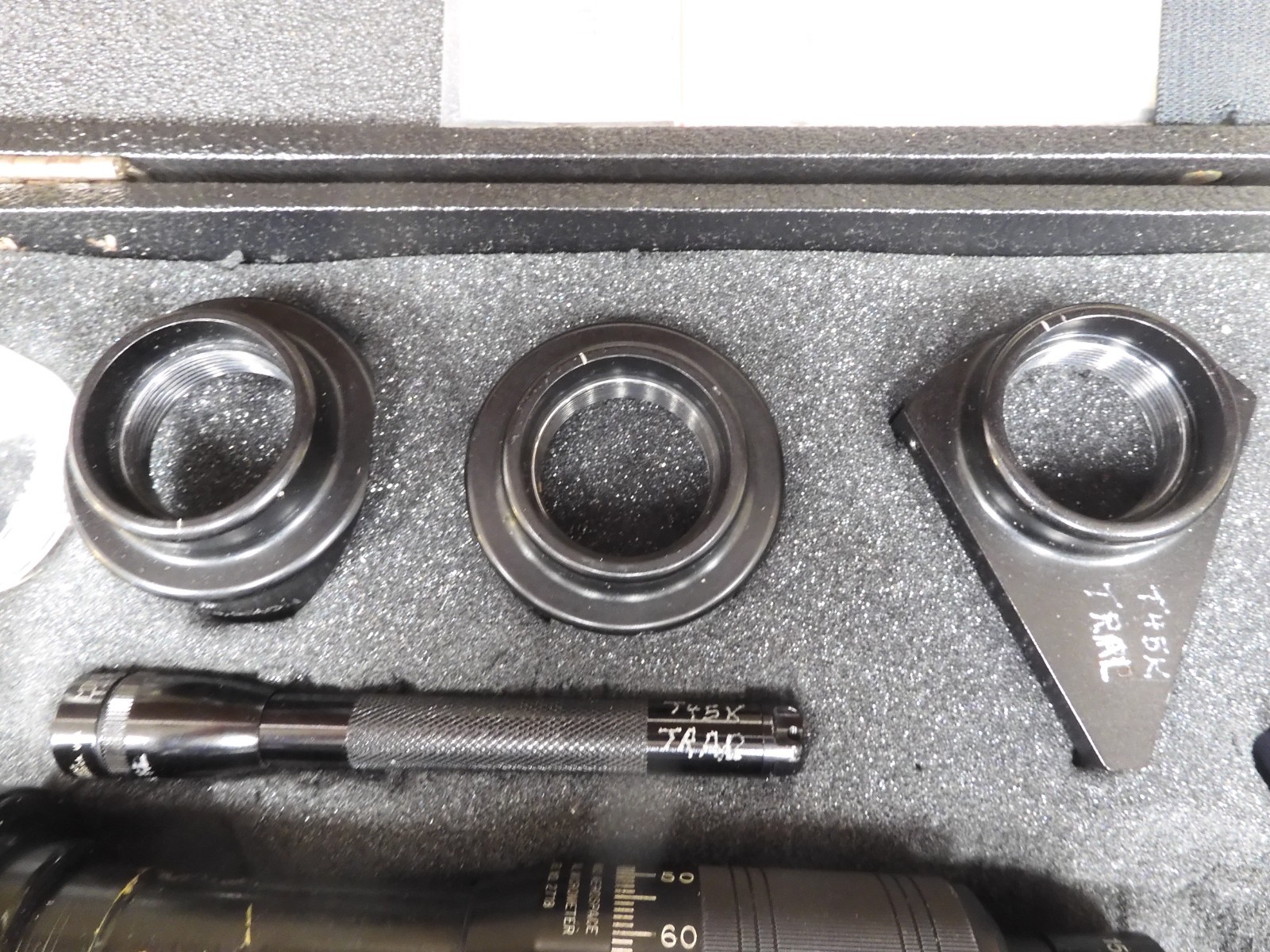Edwards Aerospace - manual optical micrometer w/ case & accessories - QJ67 - Image 7