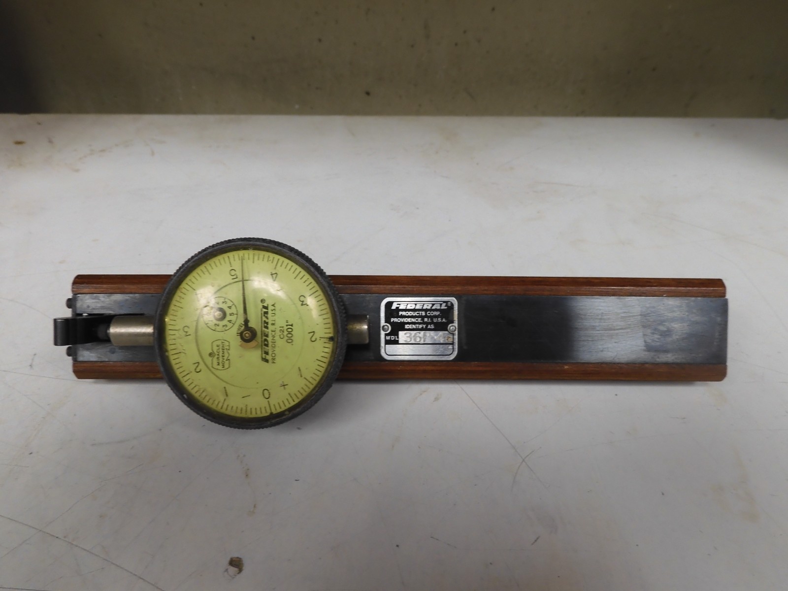 Federal Gage - 36P - Shallow Diameter Gage 1-8"/.0001" (no gaging tips) - QK57