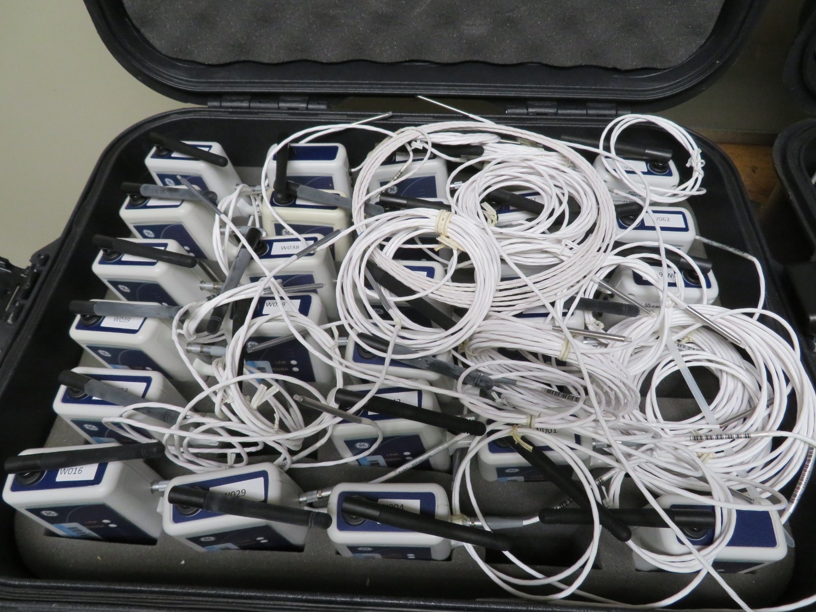 GE Kaye RF Valprobe Wireless Logger 36 Loggers w/ base Station VAL001 - Image 4