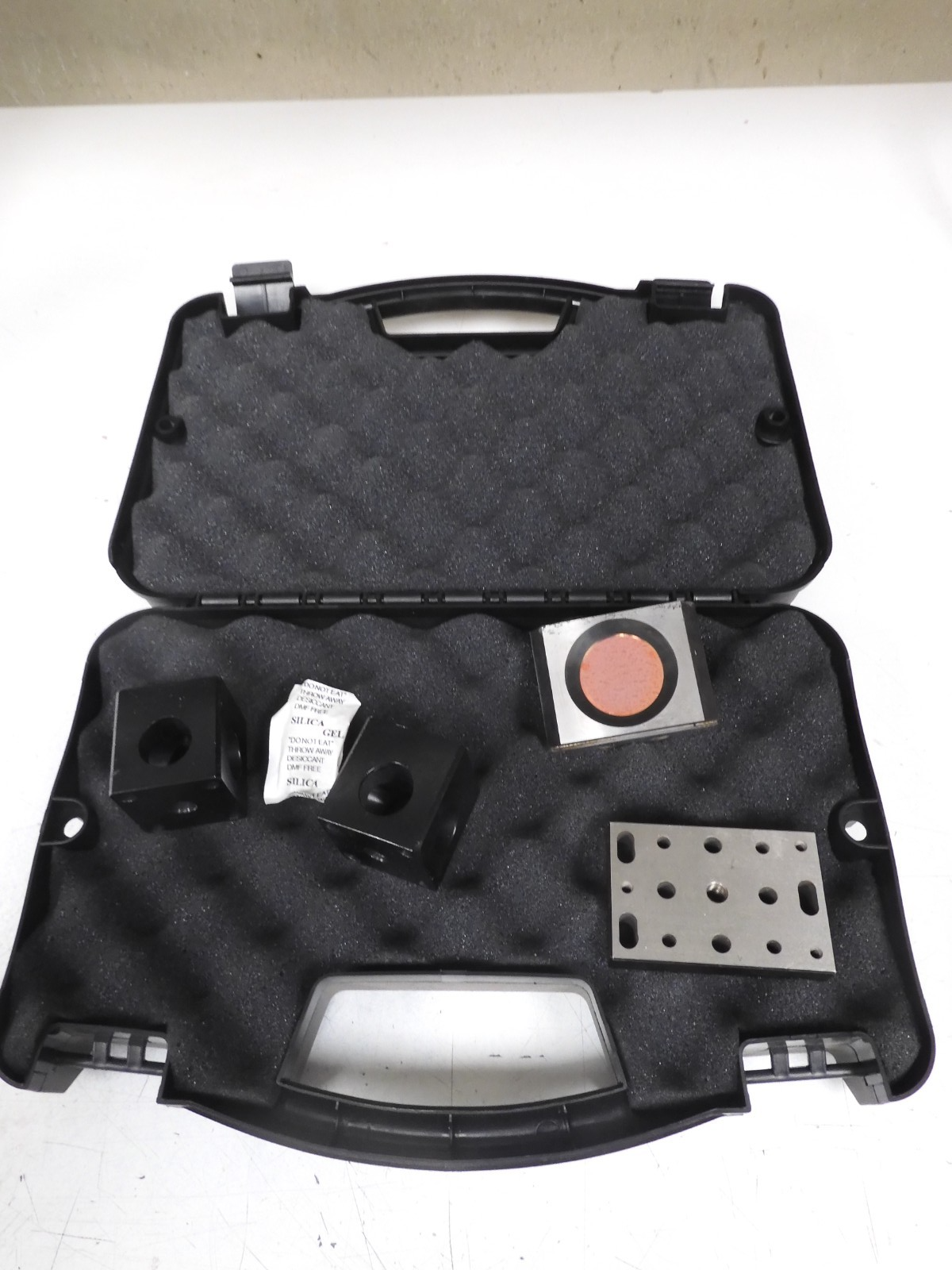 HP/Agilent model 10557A - Laser Optics - Turning Mirror and Accessories - QF45