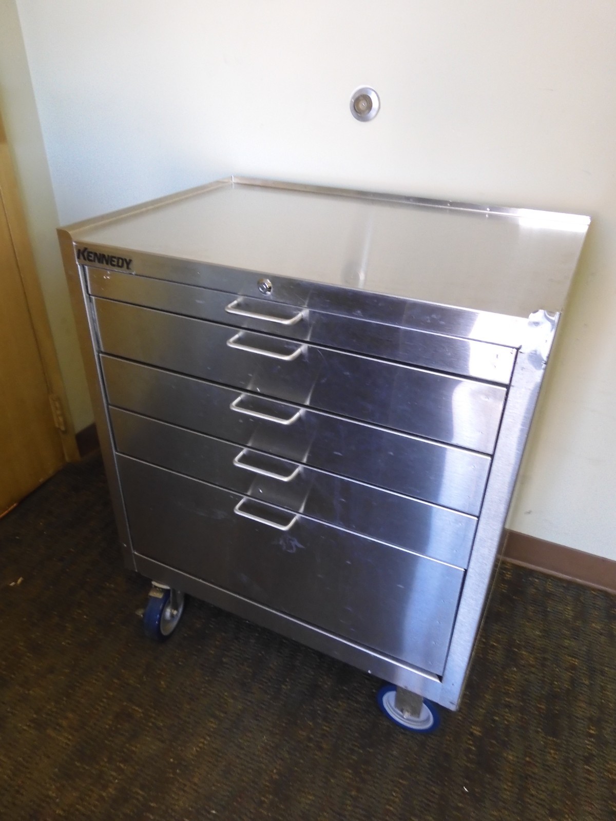Kennedy - 28085 - Stainless Steel 5 Drawer Roller Tool Cabinet - 29" x 20" x 36" - Image 3
