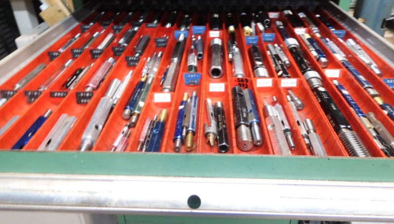 Lista 8 Drawer cabinet w. Thread Plugs & Thread Ring Gages - Working Gages - Image 3