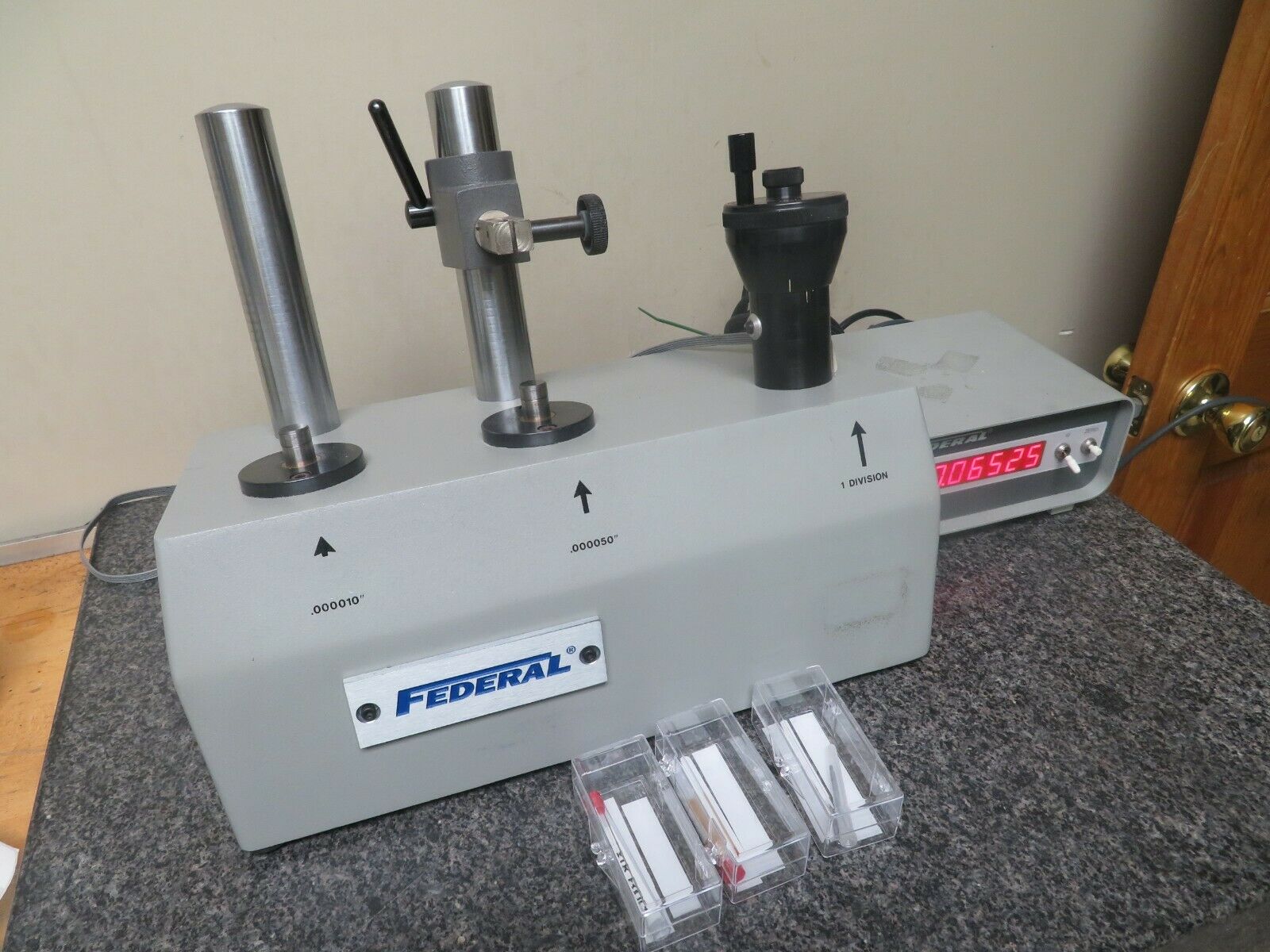 Mahr Federal EMD OMD400B50 Digital Indicator Calibrator NX54