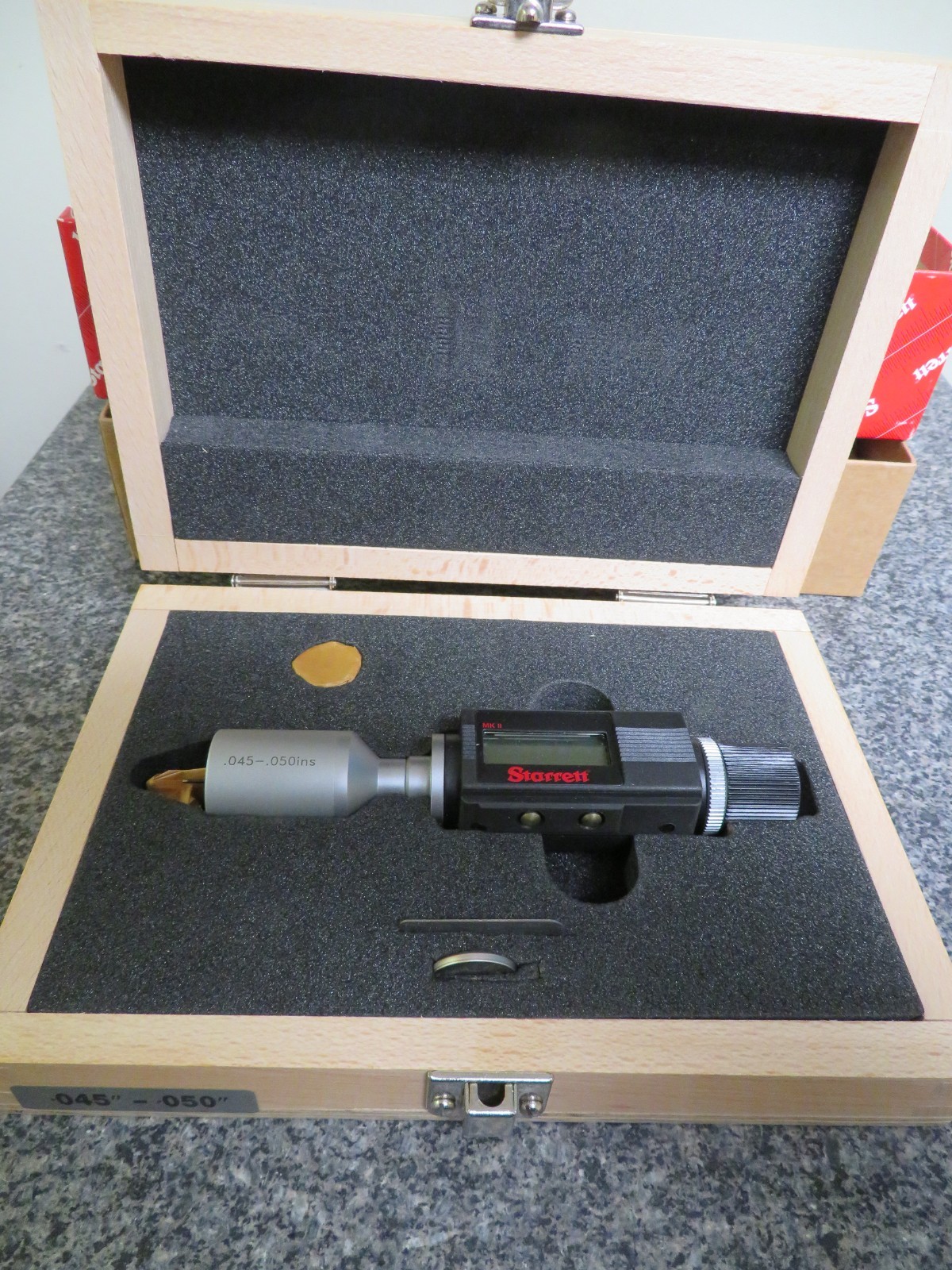 Starrett 782XTZ-050 .045 - .050" Bowers Digital Internal Micrometer QF2