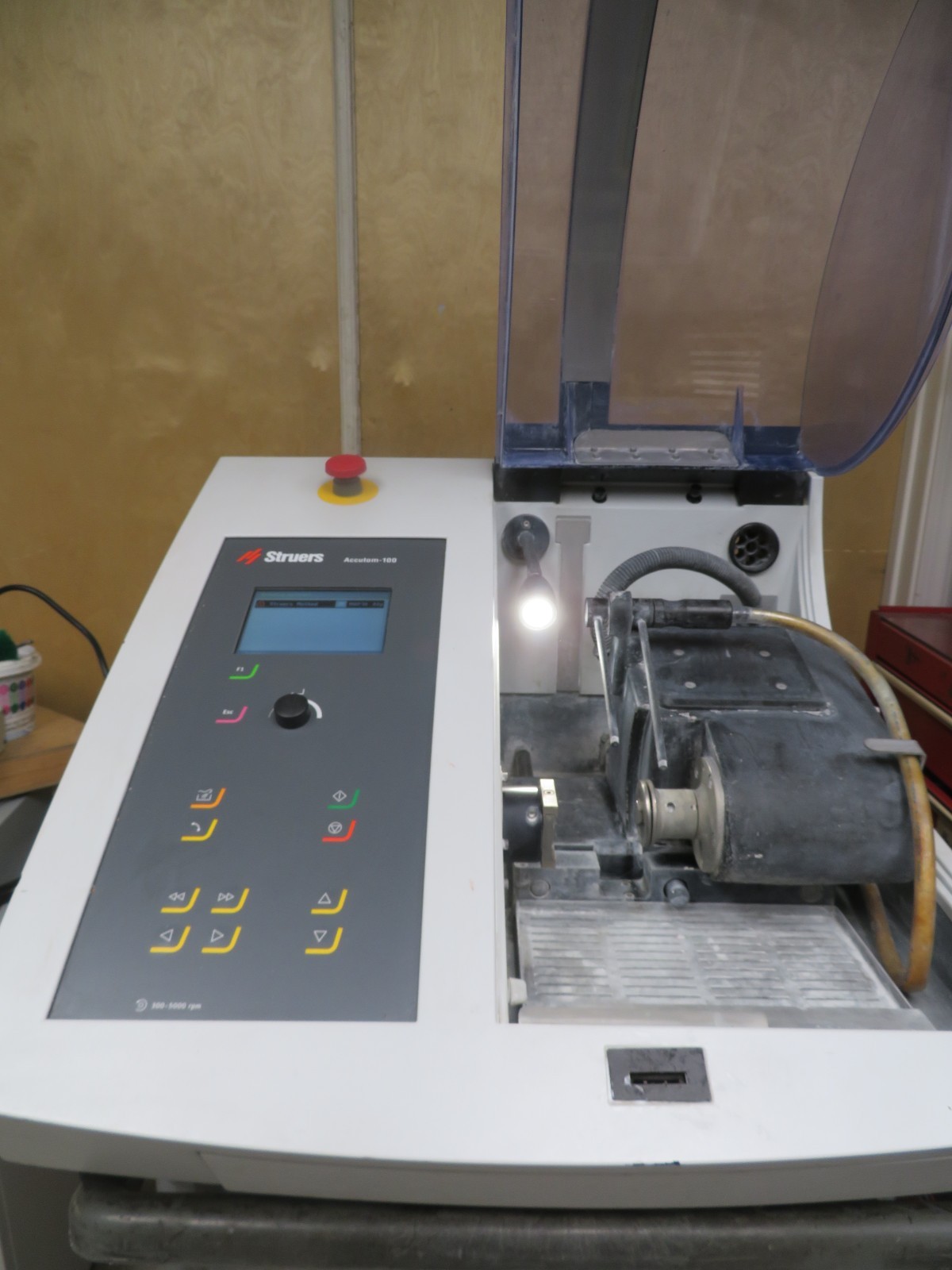 Struers Accutom 100 Laboratory Precision Cut-off Machine (working see video)