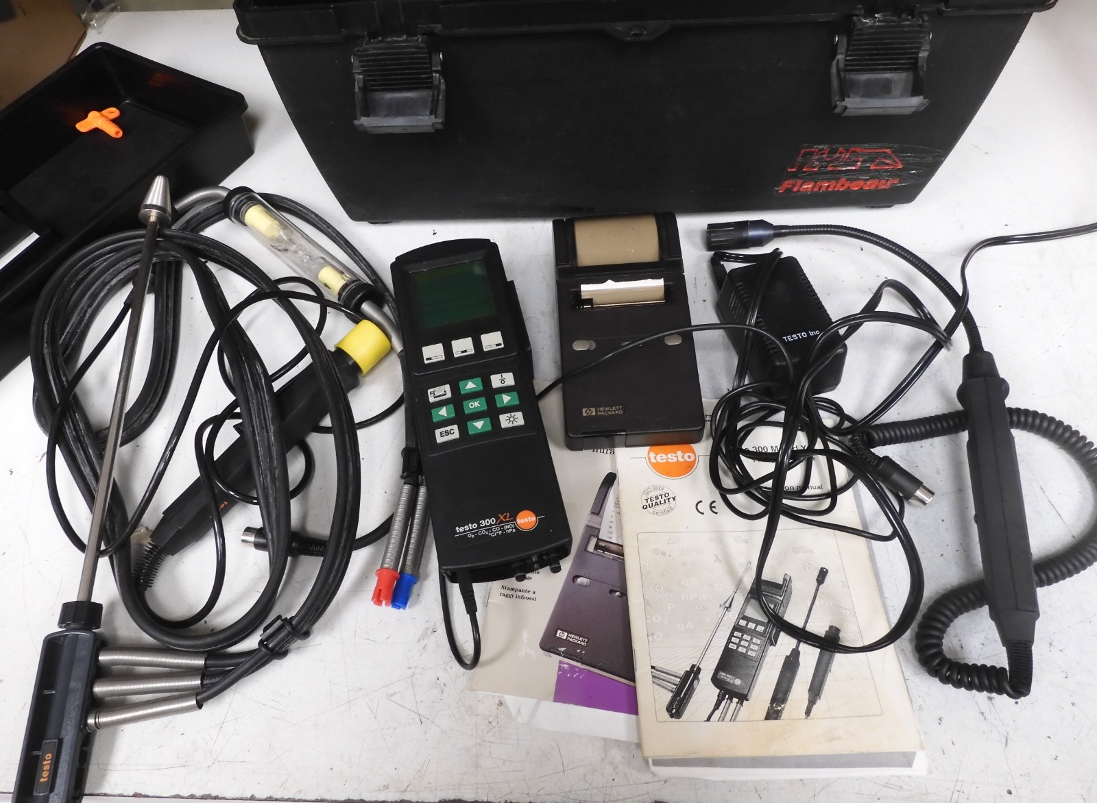Testo - Model 300-XL - Flue Gas Analyzer w/ case & accessories - QK1