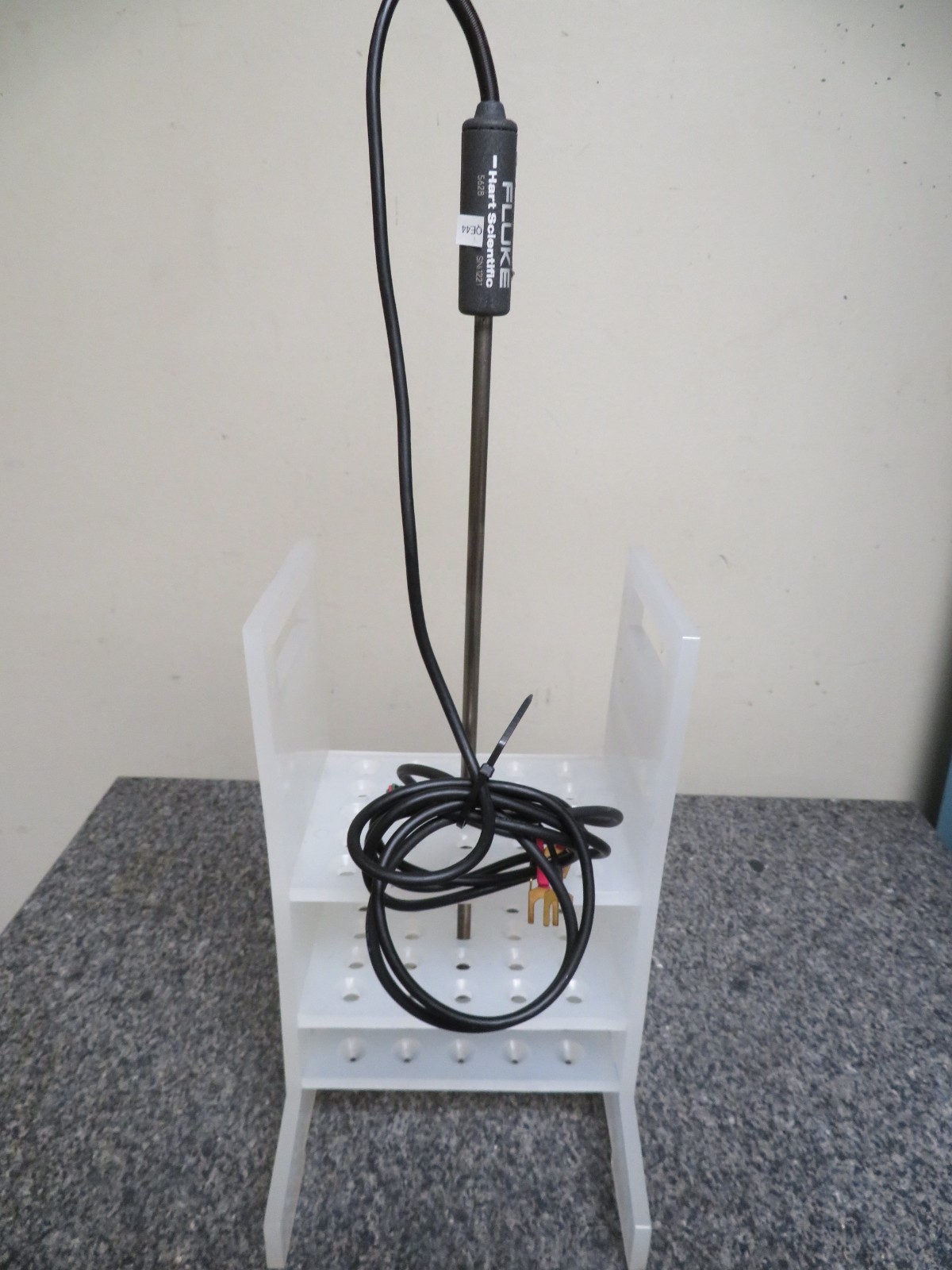 Fluke Hart Scientific 5628 PRT –200 °C to 661 °C 0.25 x 12" QE44