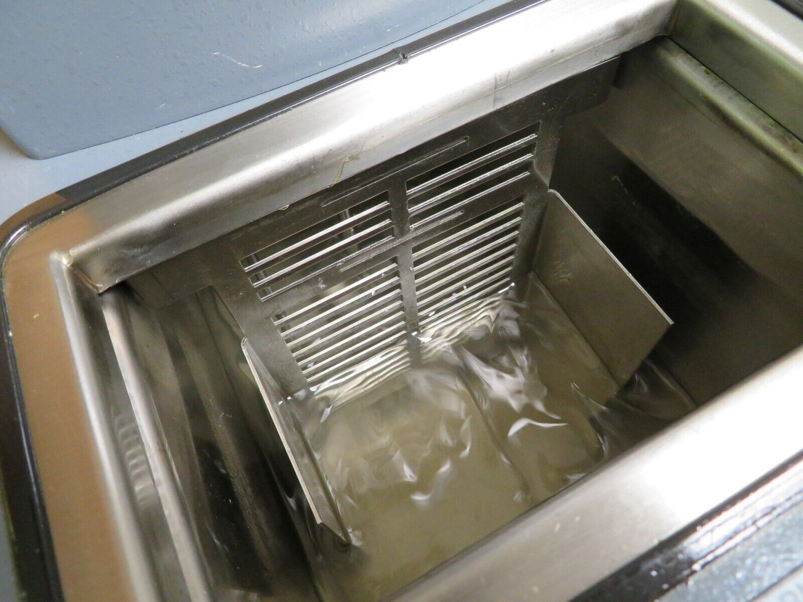 Fluke Hart Scientific 7320 Compact Temperature Calibration Baths -20C - 150C - Image 5