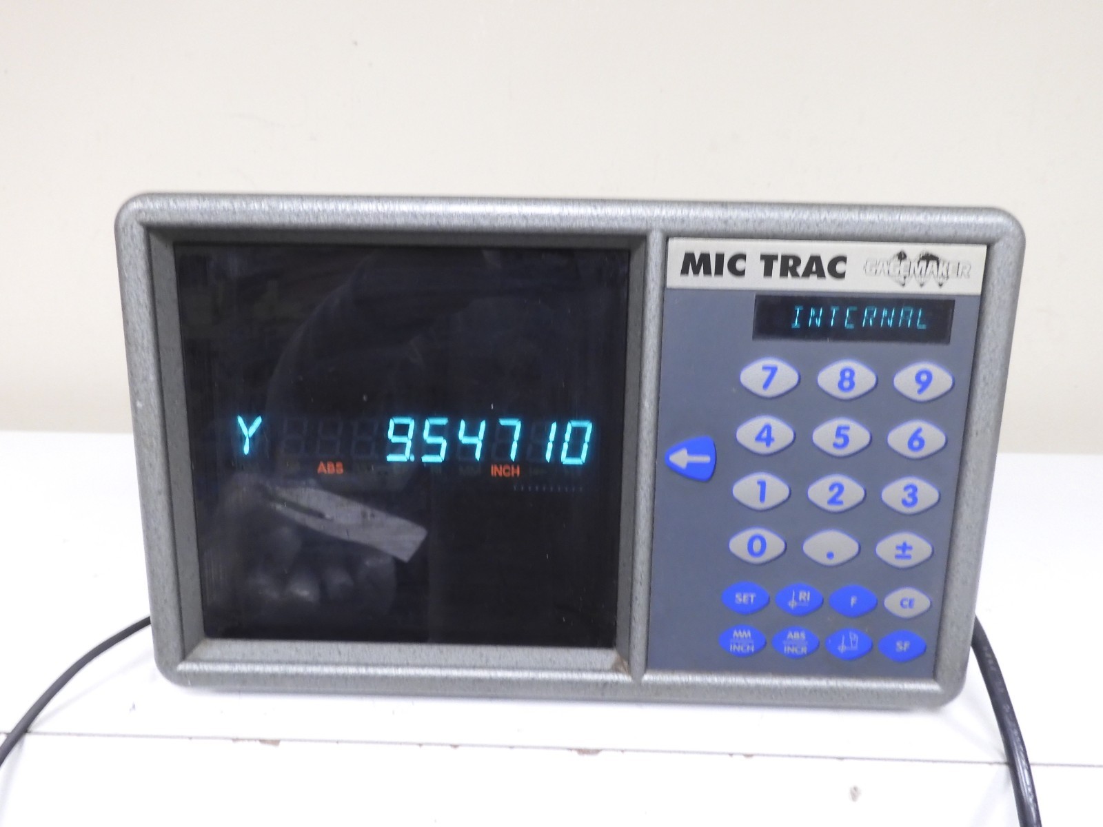 Gagemaker - model MT-3000 - 24"/.00005" Mic-Track Measurement System - QF65 - Image 3