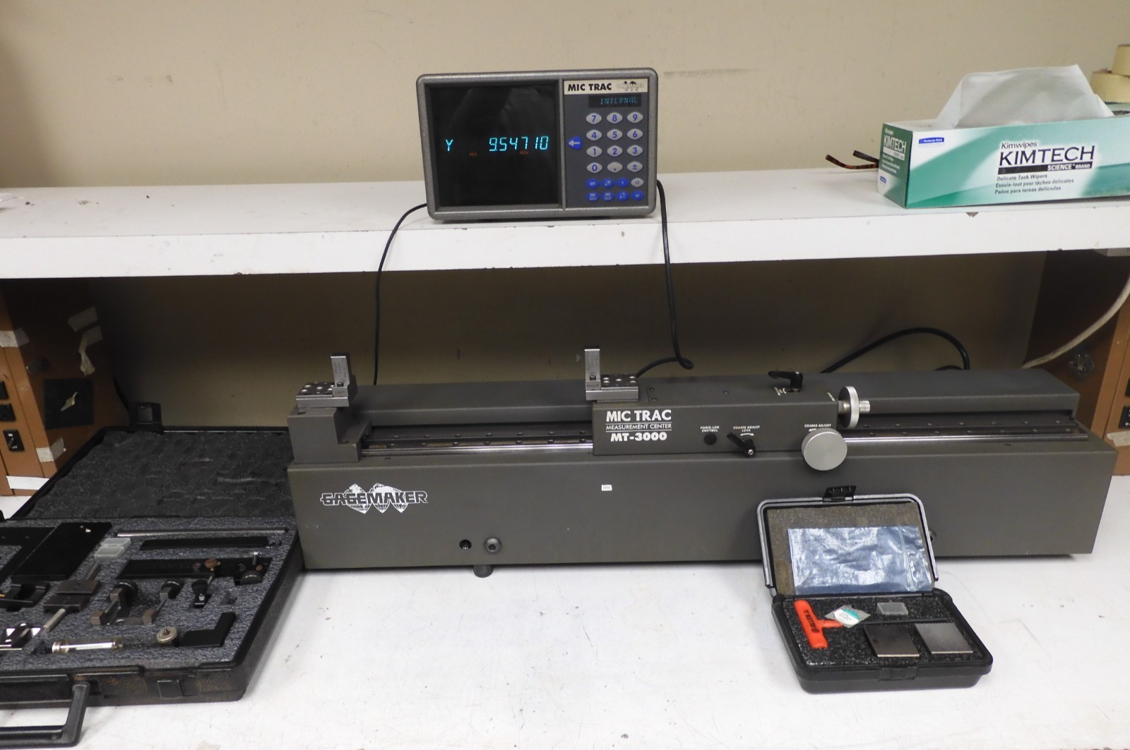 Gagemaker - model MT-3000 - 24"/.00005" Mic-Track Measurement System - QF65