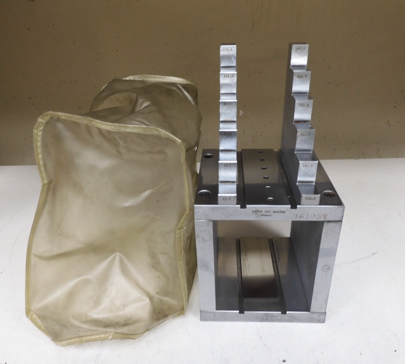 Hemco - MikeMaster - Depth Micrometer Calibrator - Metric 12.5-287.5 mm - QF35 - Image 4