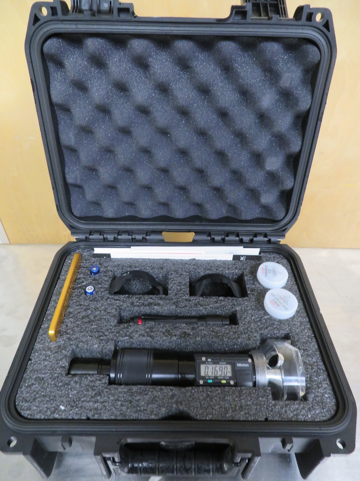 J Chadwick 8400K Optical Depth Micrometer Kit Nice QK22