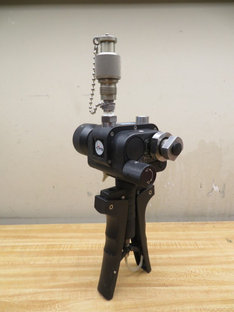 King Nutronics Model 3750 Pressure /Vacuum Calibration Hand Pump 10,000 psi PX19 - Image 4