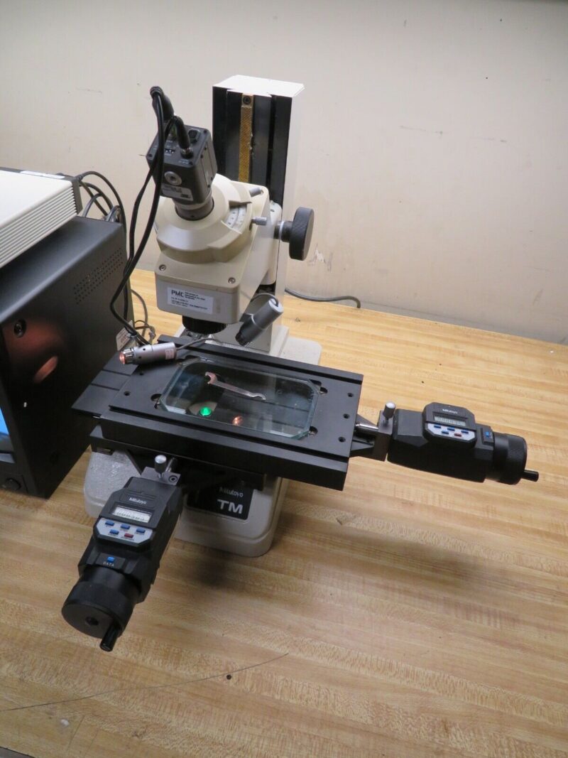 MITUTOYO 4x2" Toolmaker Microscope Monocular, 2X w/ Micrometer Heads PX15 - Image 3