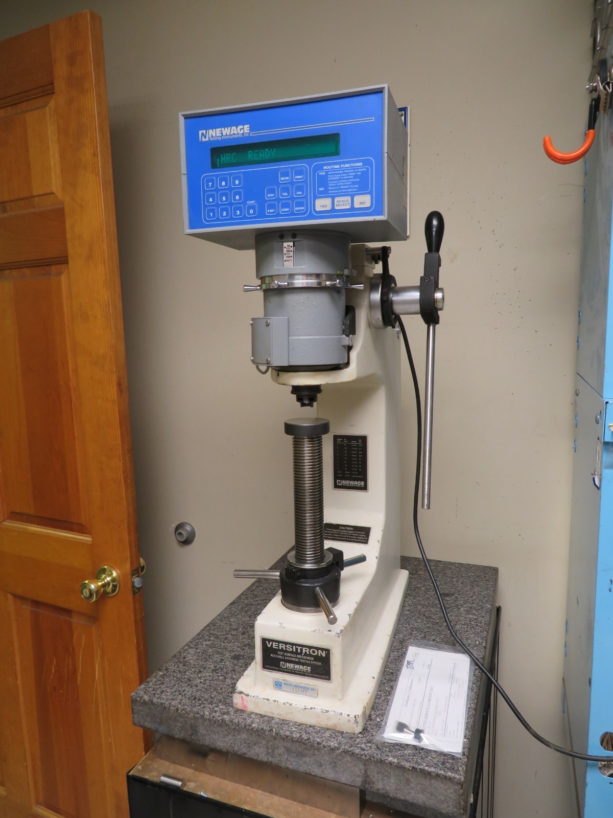 Newage Versitron Regular Rockwell Hardness Tester calibrated – AT130 RDS QK5