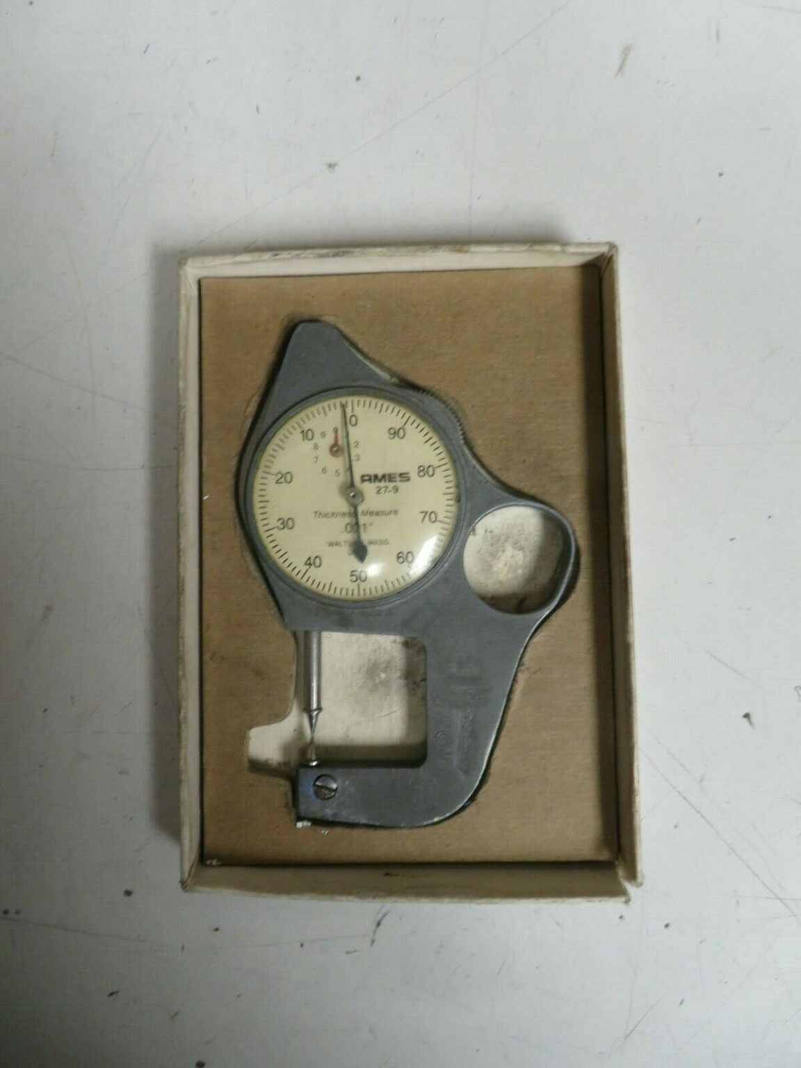 Ames Thickness Gage model 279 .001"/ 1" opening OD52 Bullseye