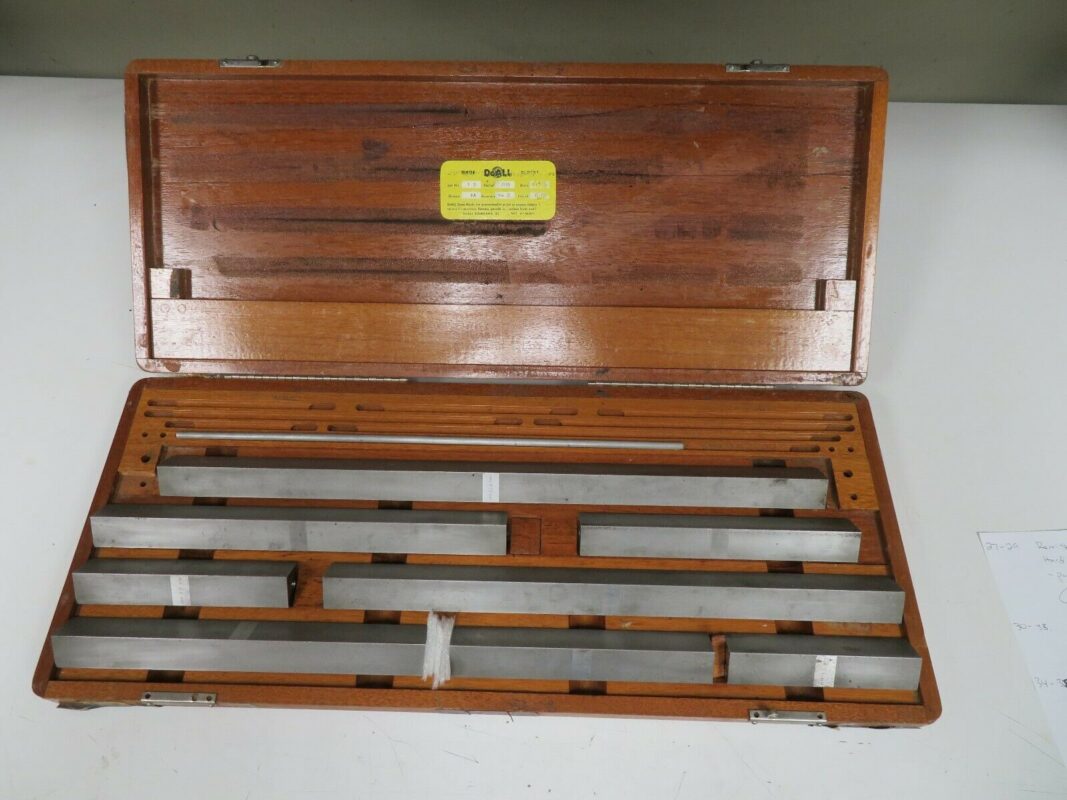 DoALL 5" to 20" Large Steel Gage Block Set in case NT26 Bullseye