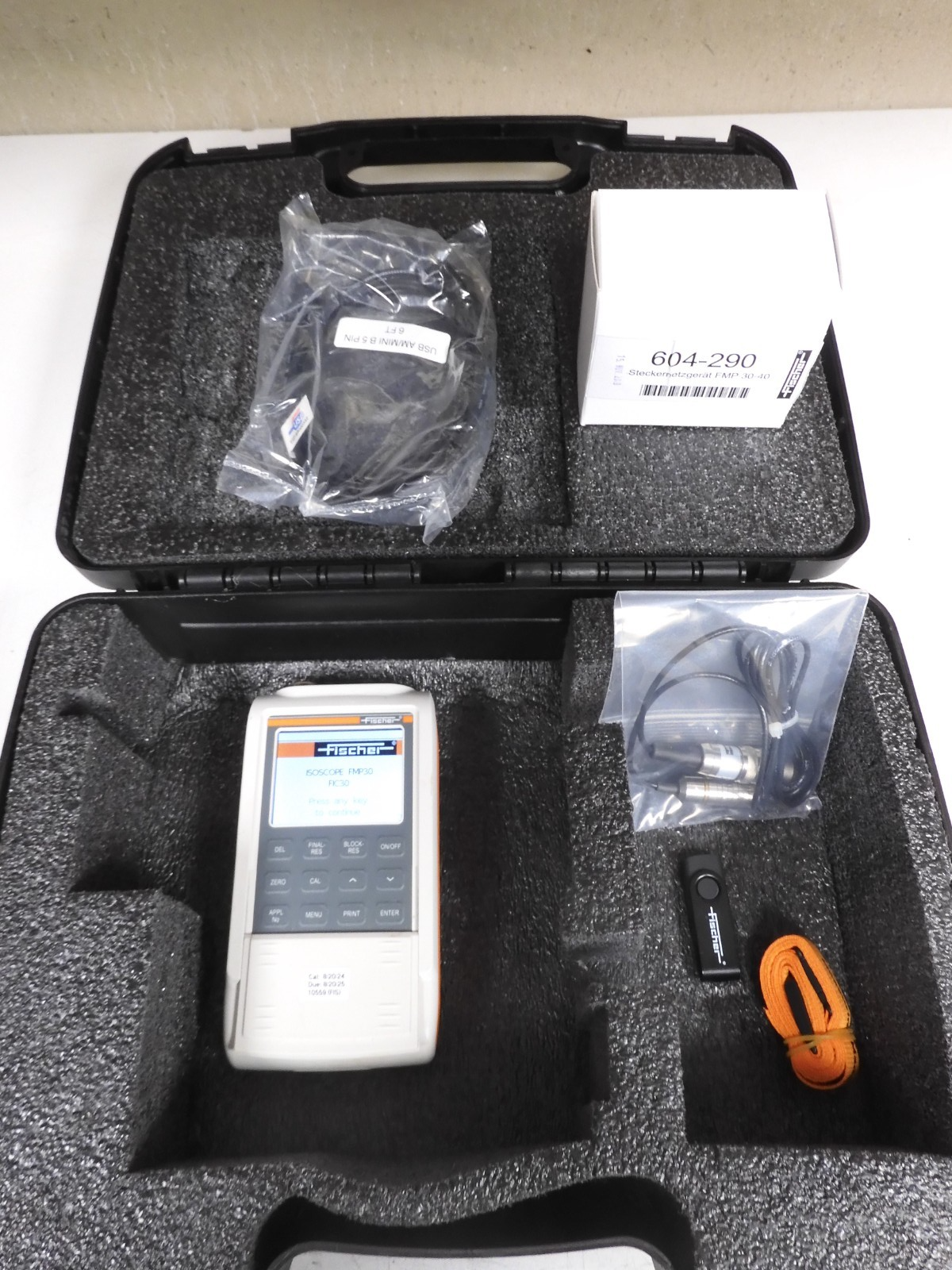 Fischer - model FMP30-C - Isoscope Coating Thickness Gauge w/ Probe - QE55