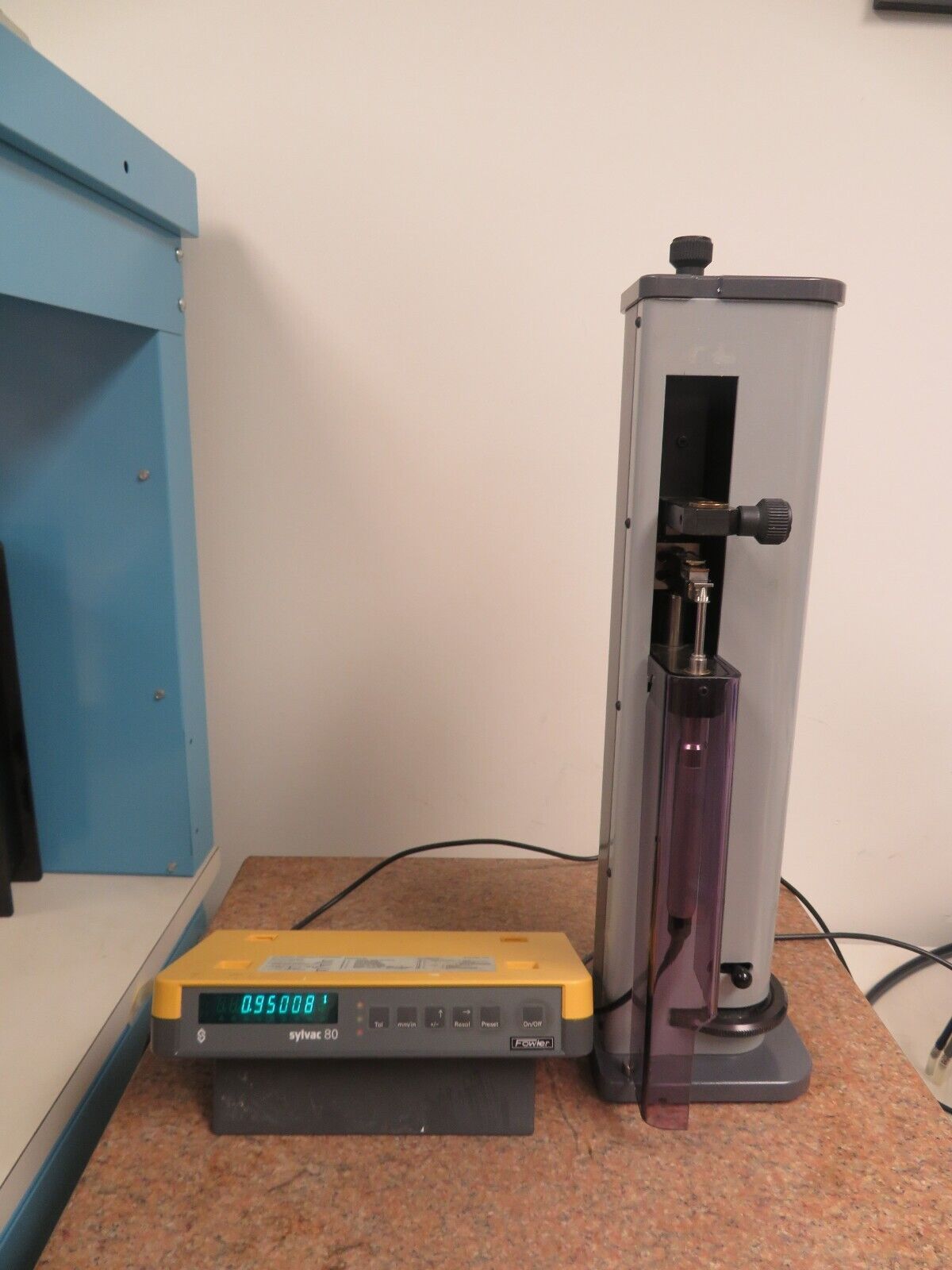 Calibrador digital absoluto 0 – 200 mm – ELICROM