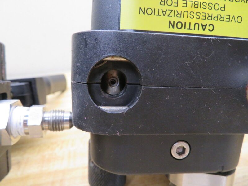 King Nutronics Model 3750 Pressure /Vacuum Calibration Hand Pump 10,000 psi PX20 - Image 5