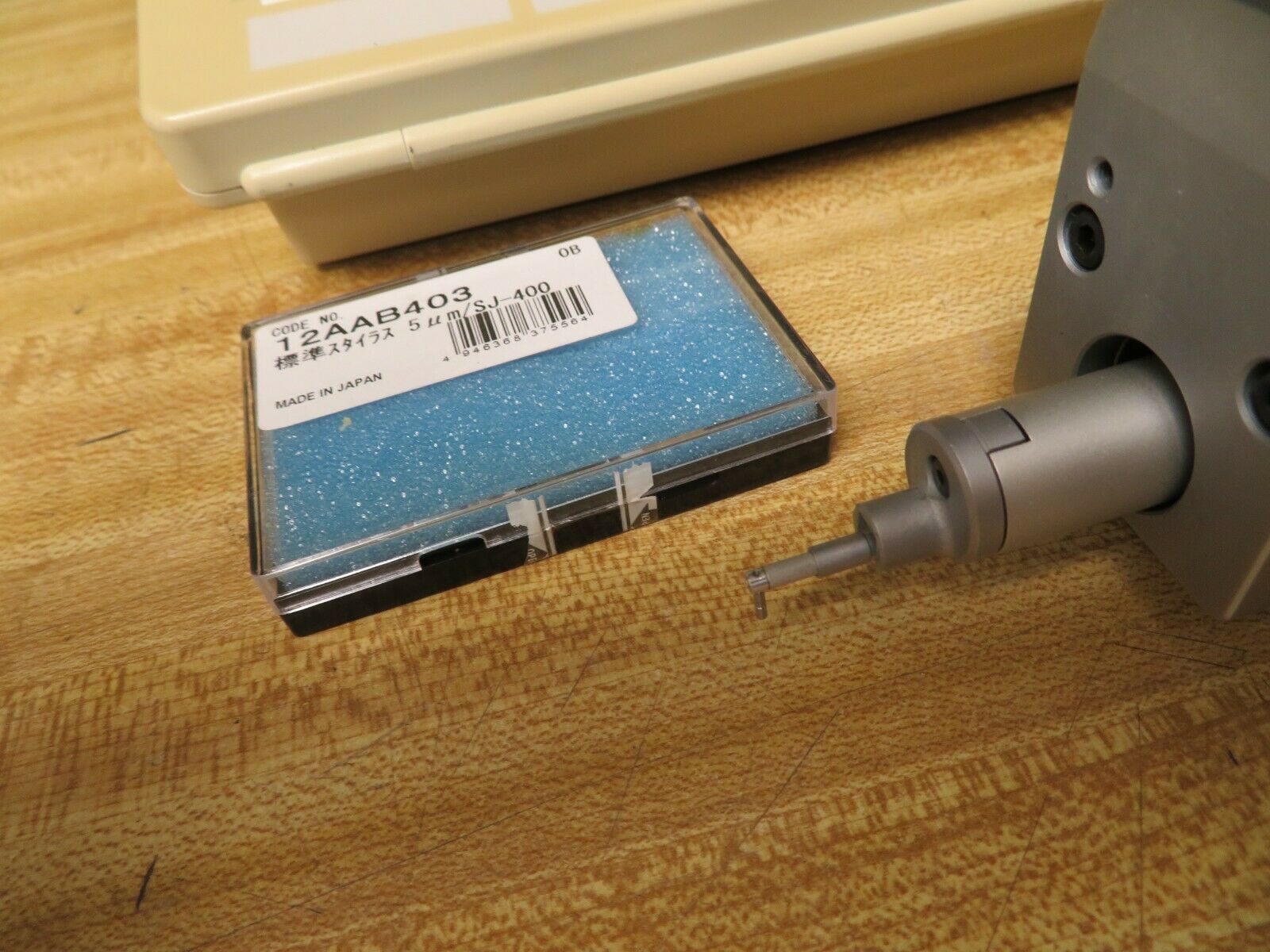 Mitutoyo SJ400 Profilometer Surface Finish Tester Complete tested