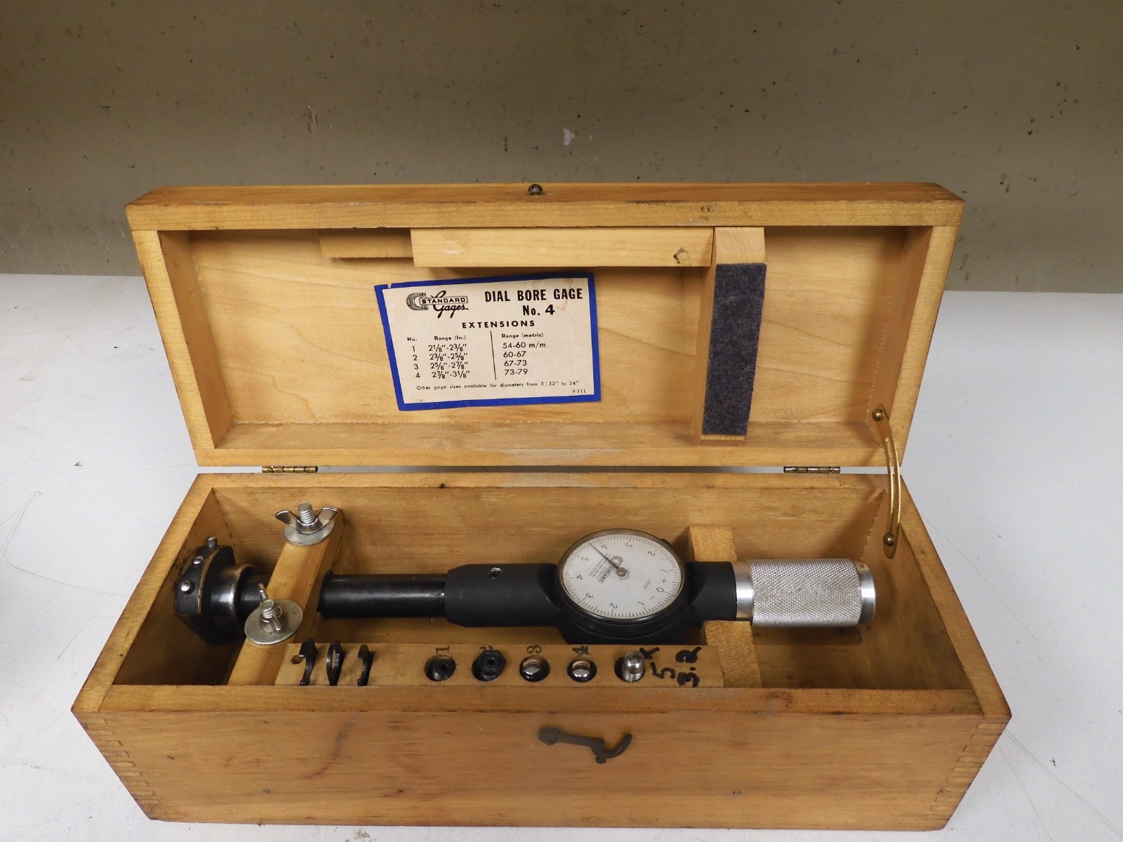 Standard Digital Bore - 2 1/8 - 3 1/8"/ .0001" with 5 tips & wooden case - QL23
