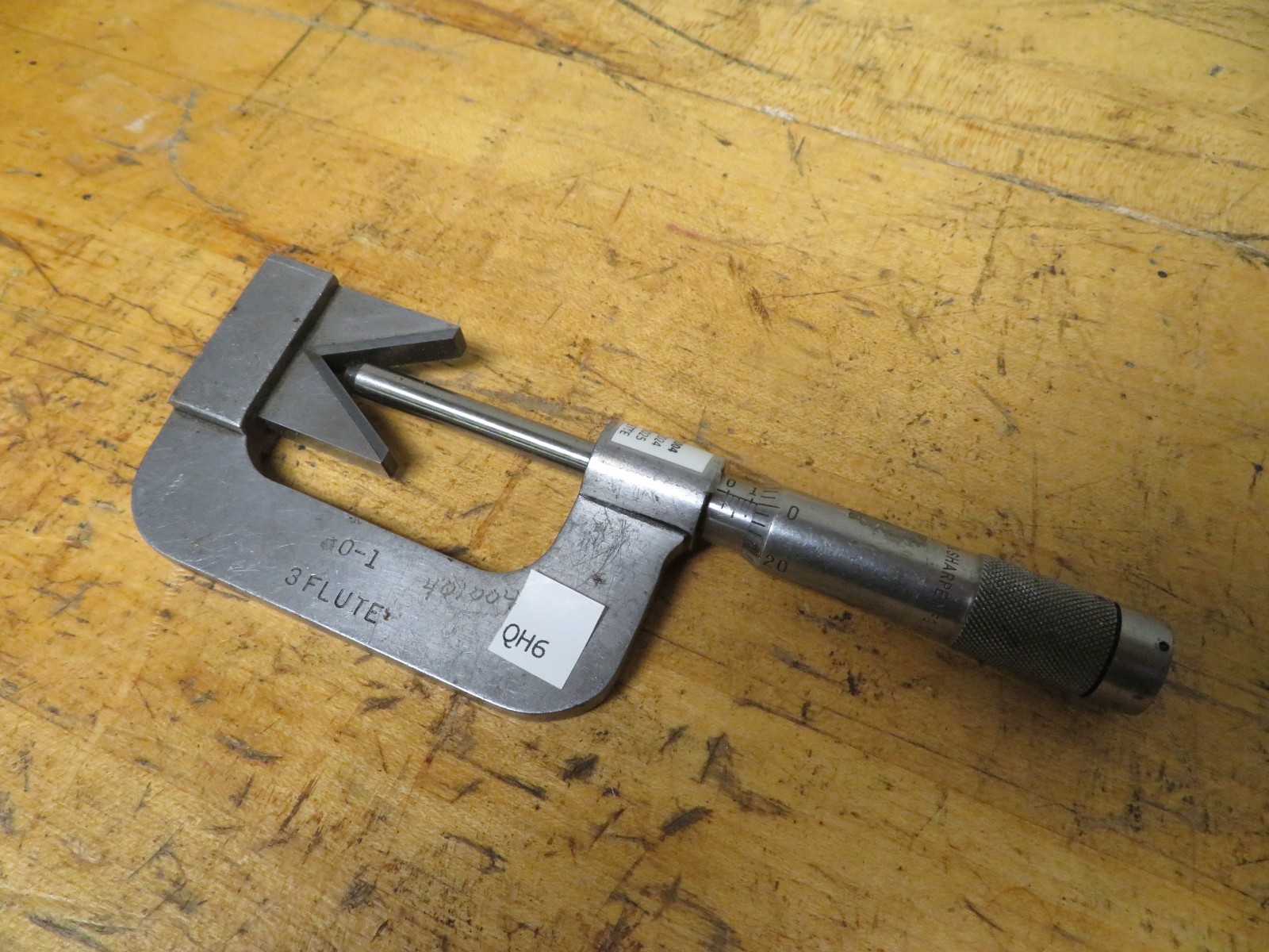 Brown Sharpe 0-1" 3 Flute V Anvil Micrometer .001 QH6