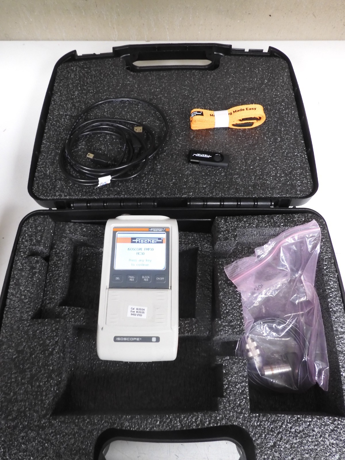 Fischer - model FMP30-C - Isoscope Coating Thickness Gauge w/ Probe - QE56