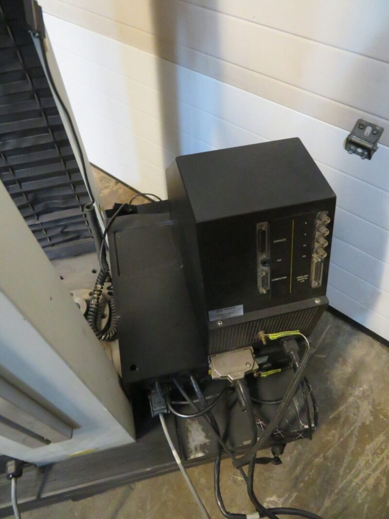 Instron 1122 Testing Machine 1125lbf (5kN) 5500R Upgrade no CPU/Software - Image 7