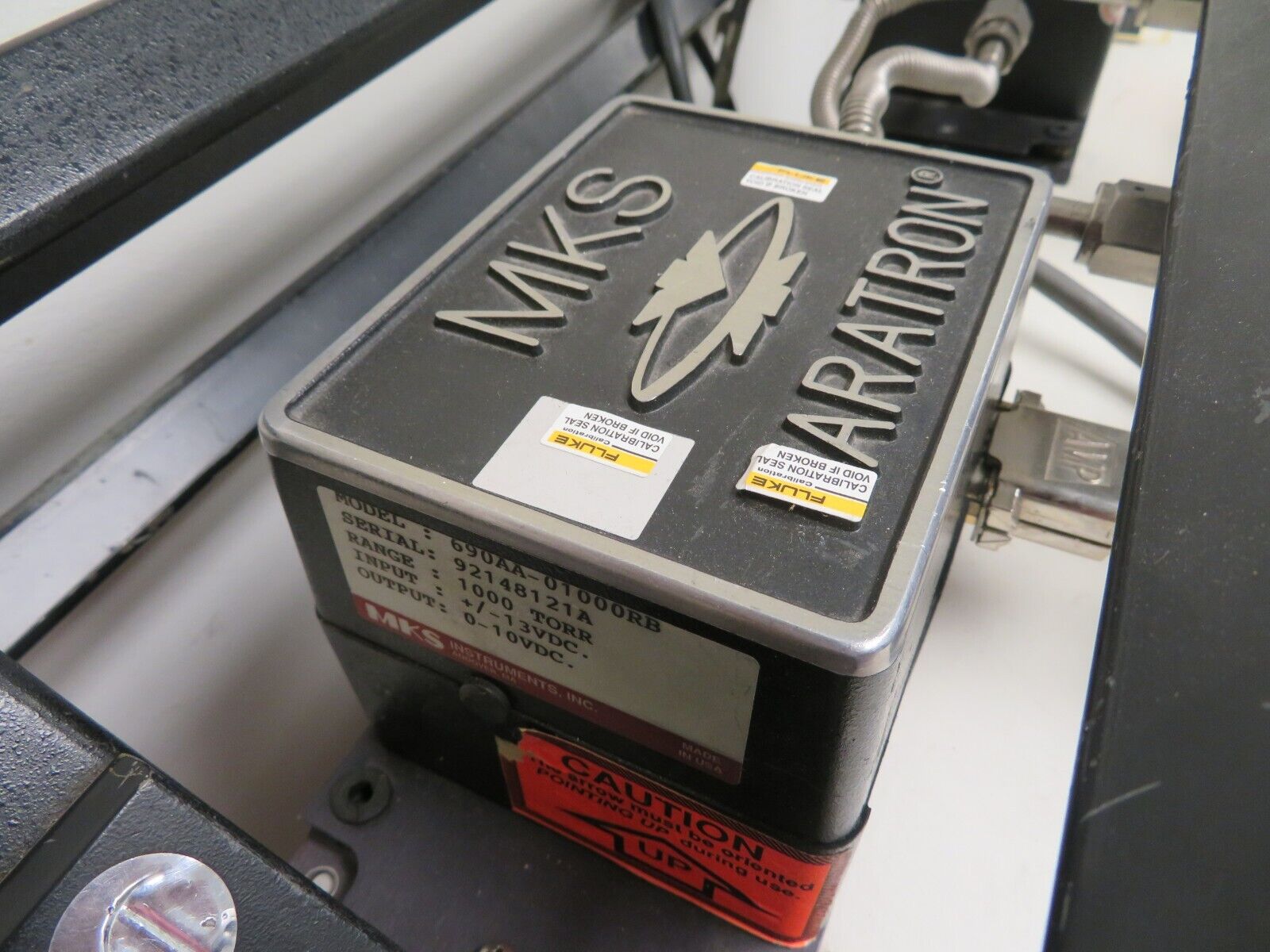 MKS Instruments PVS6B Portable Vacuum Calibration System 1000 & 10 Tor