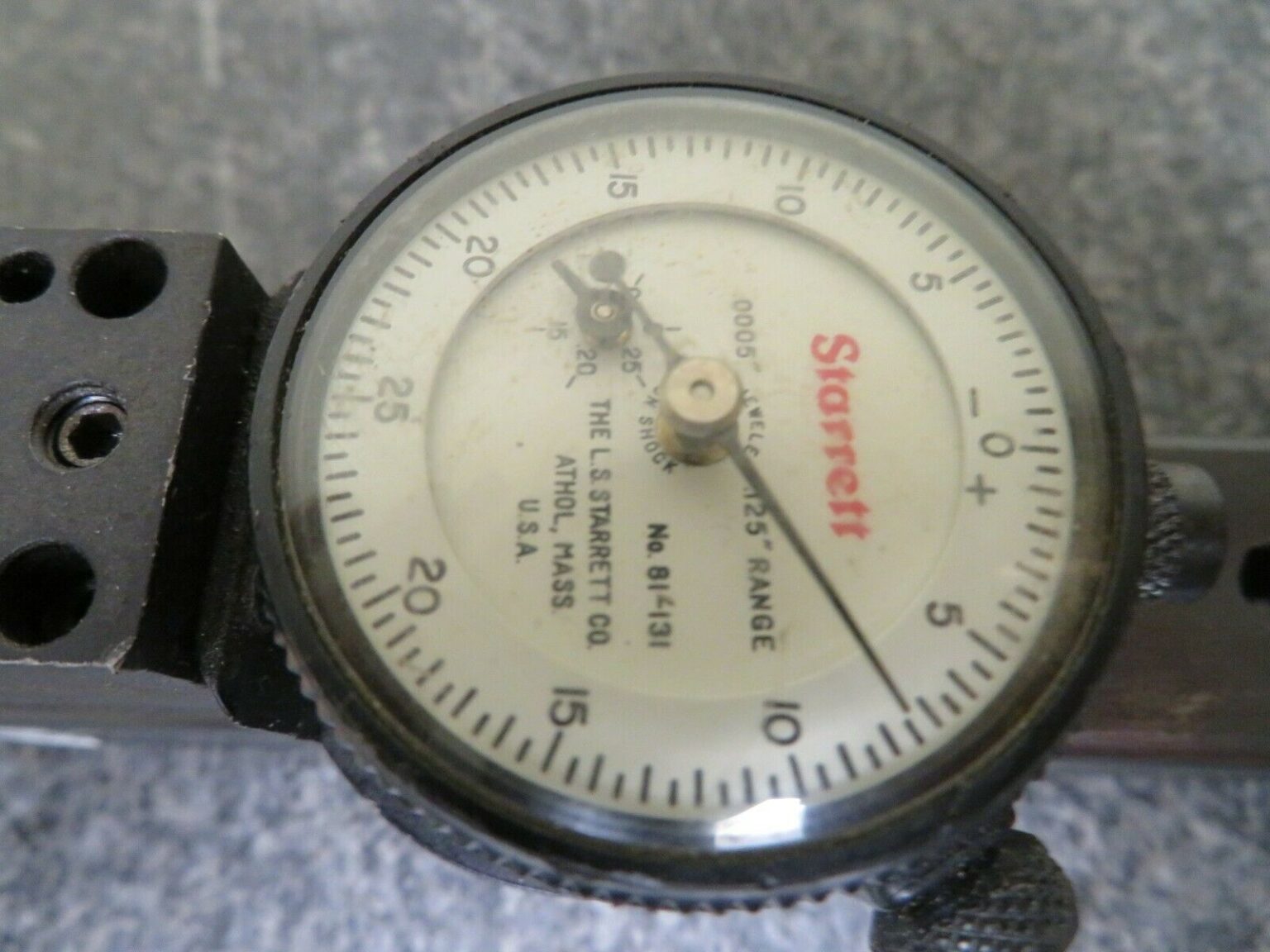 Mueller Gage 562 Shallow Diameter Gage 18" to 24" .0005" NX39