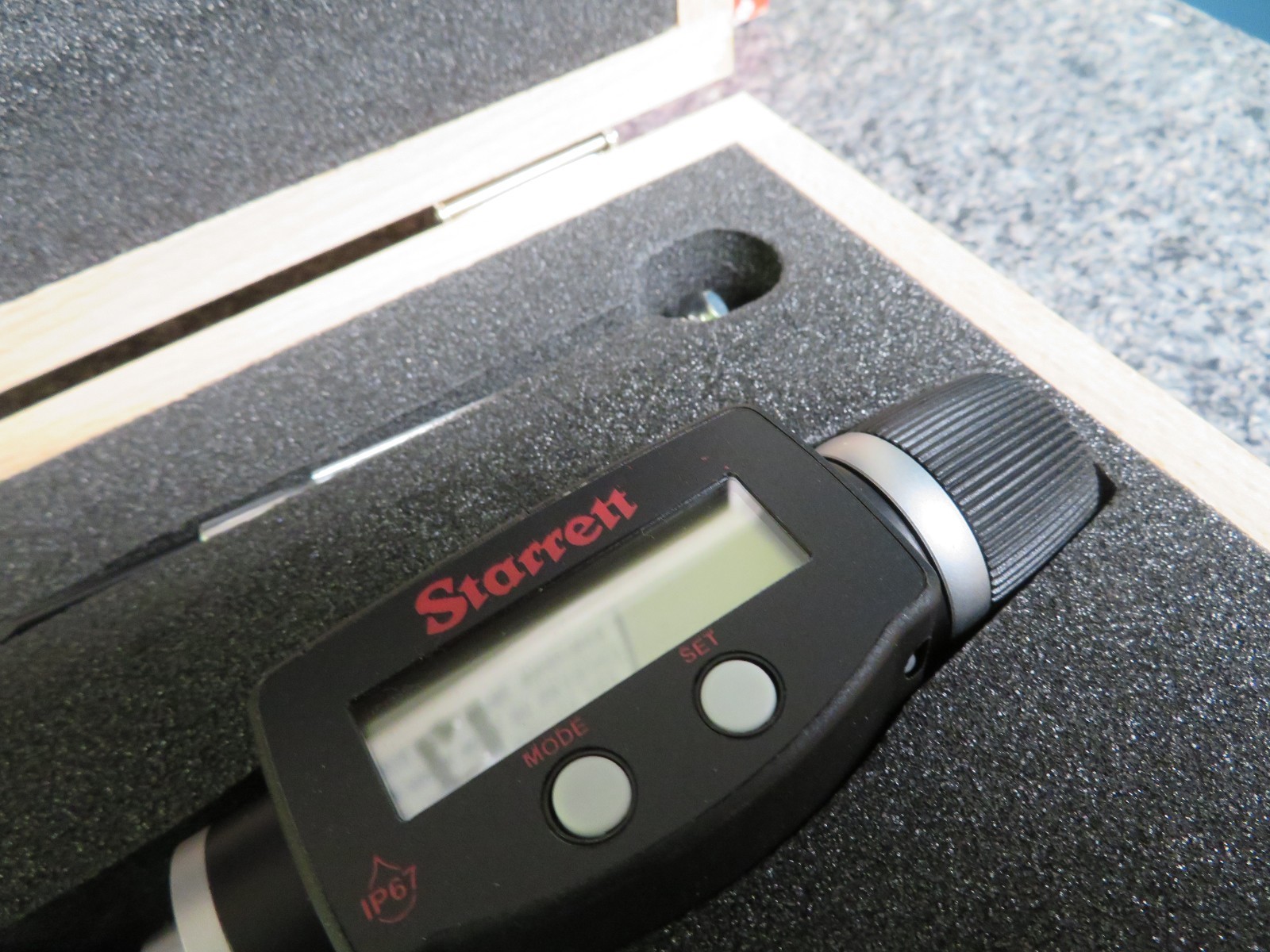 Starrett 770XTZ-100 045 .080 - .100" Bowers Digital Internal Micrometer QF5 - Image 4