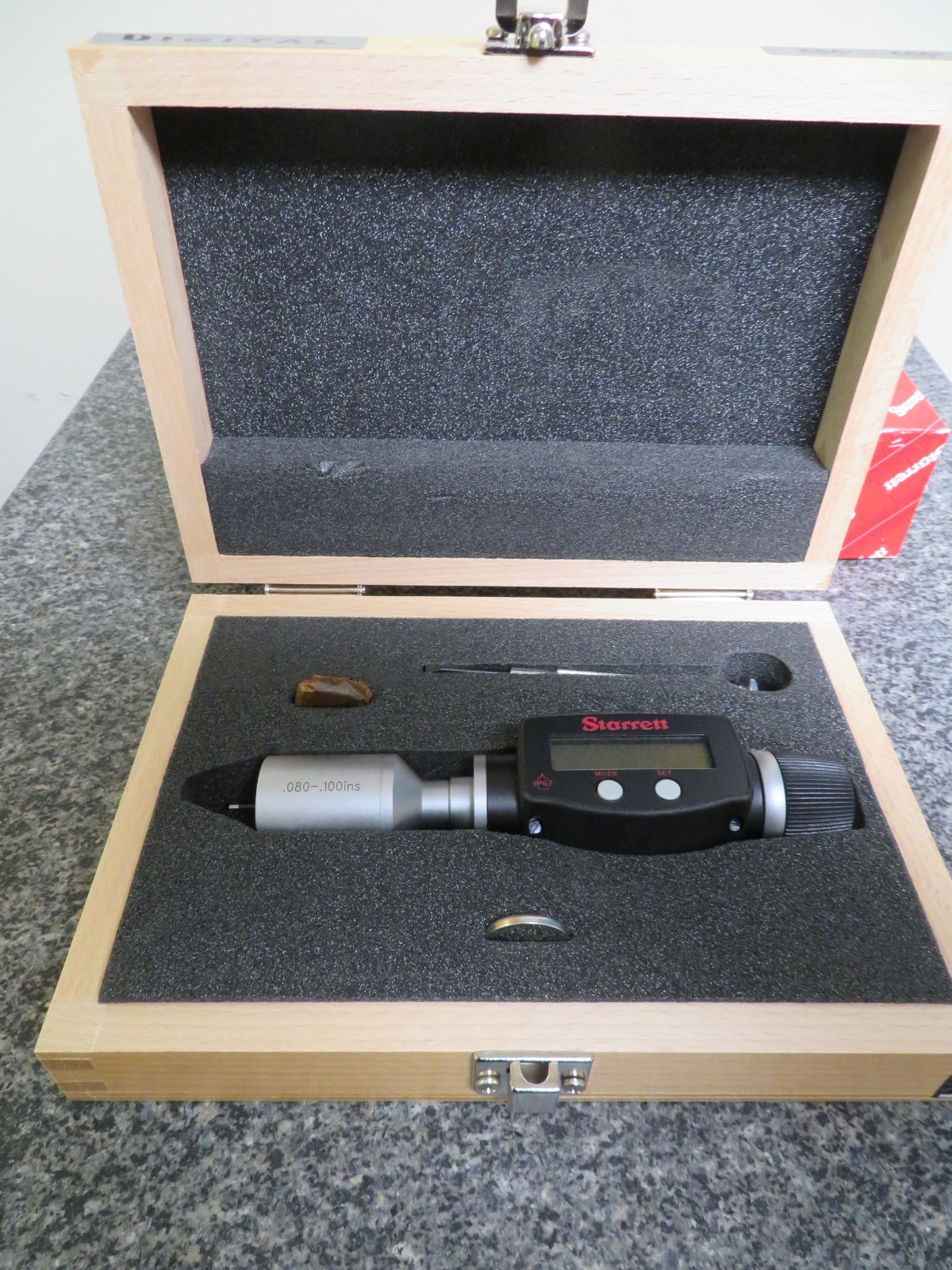 Starrett 770XTZ-100 045 .080 - .100" Bowers Digital Internal Micrometer QF5