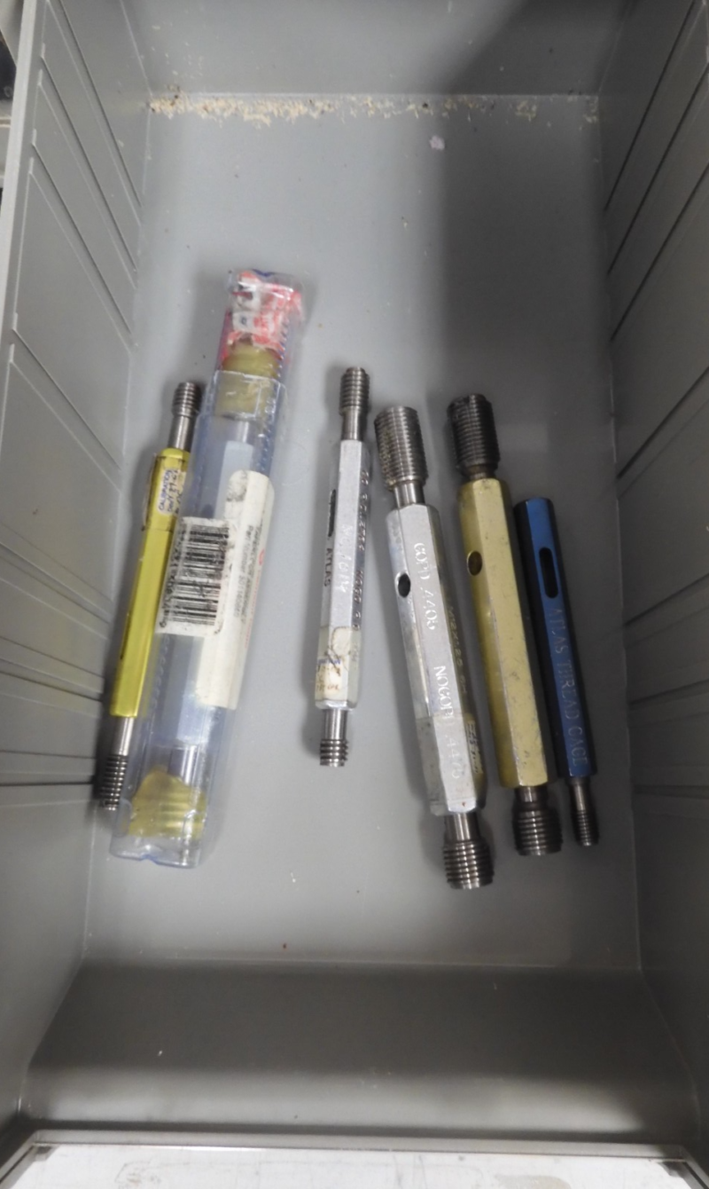Benchtop cabinet with Thread Plug Gages - Approx. 85 units - Working - QA31 - Image 7