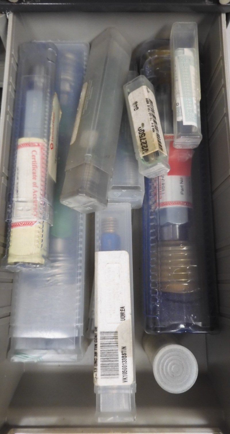 Benchtop cabinet with Thread Plug Gages - Approx. 85 units - Working - QA31 - Image 8