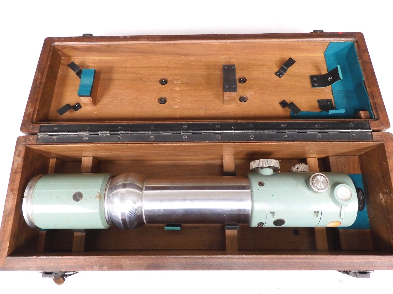 Farrand Optical - 60X Alignment Telescope in case - PJ8