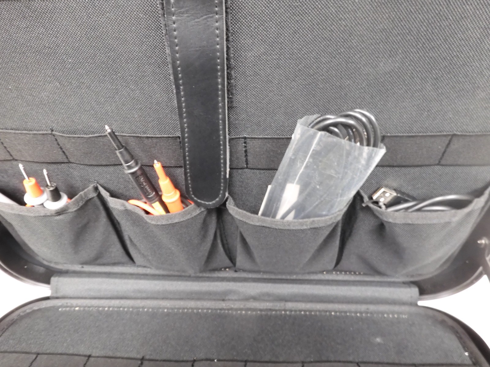 Fluke - 190-202 -200MHz 2.5GS/s 2 channel Digital Oscilloscope/Scopemeter - QF58 - Image 6