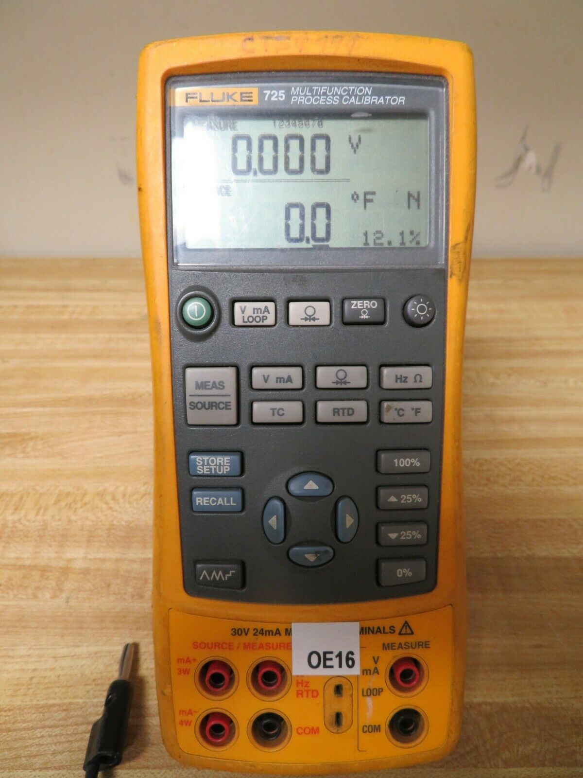 Fluke 725 Multifunction Process Calibrator OE16 Bullseye Calibration
