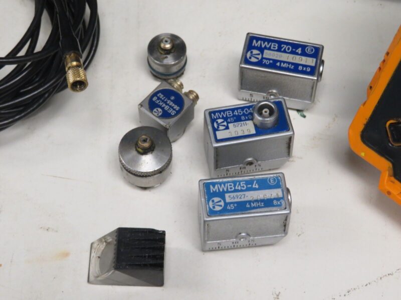GE KrautKramer DMS GO Ultrasonic Thickness Gauge DMSGO w/ Sensors PA70 - Image 4