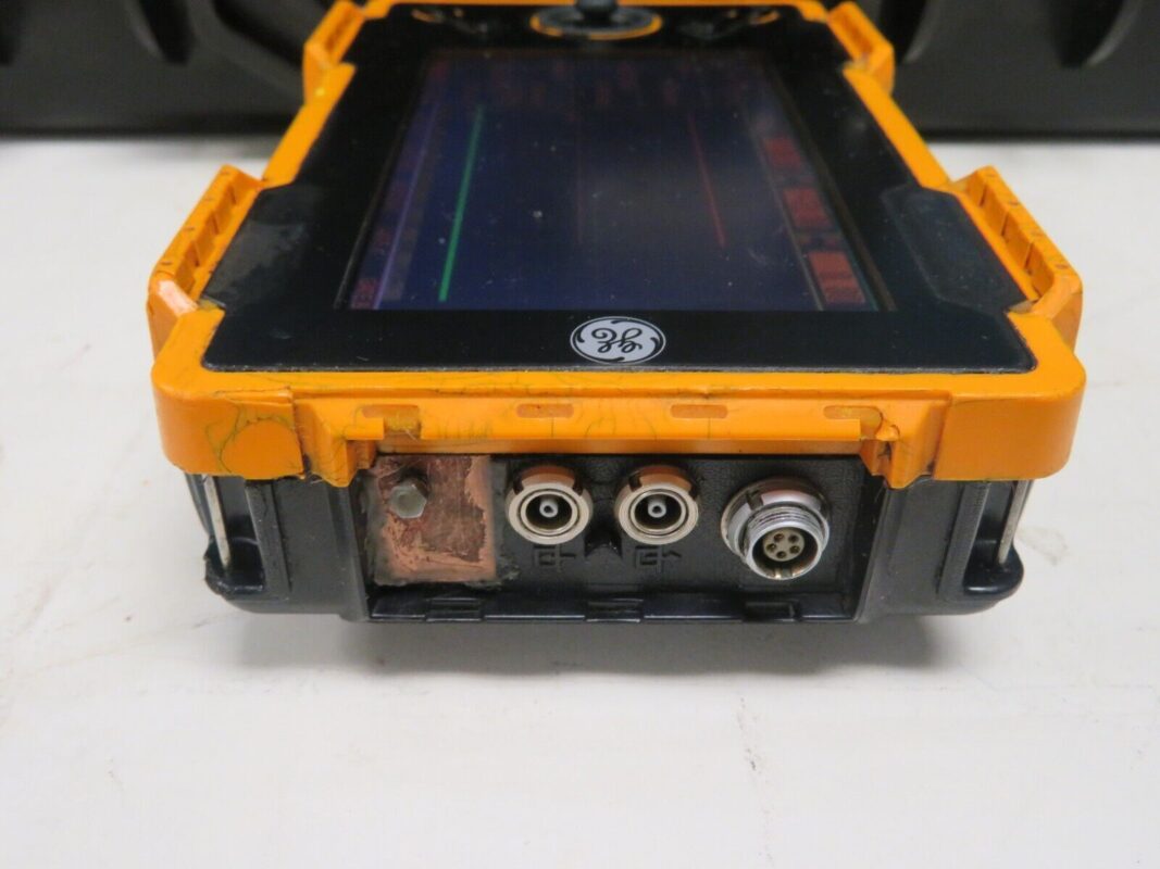 GE KrautKramer DMS GO Ultrasonic Thickness Gauge DMSGO w/ Sensors PA70